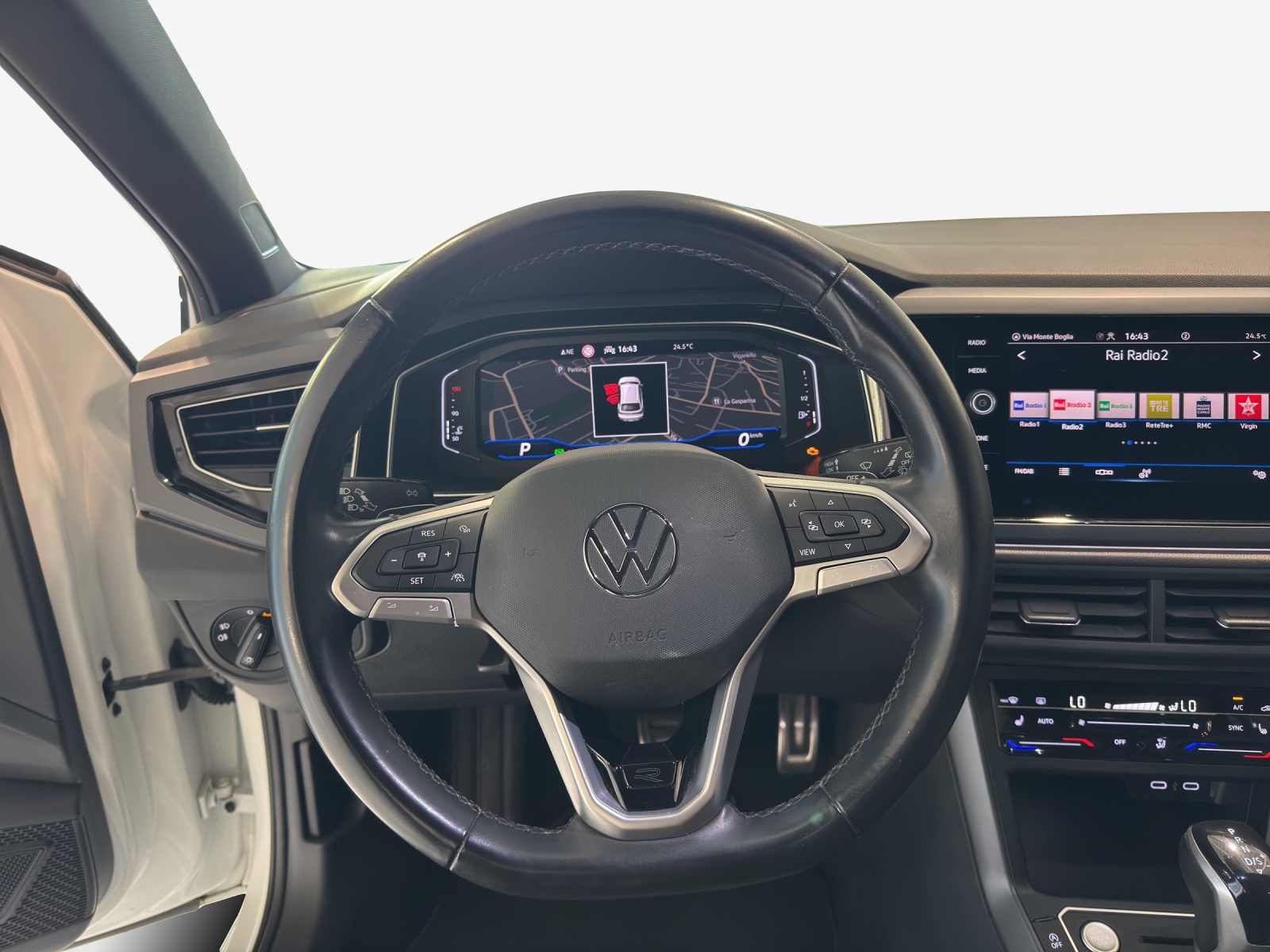 VW Taigo 1.0 TSI R-Line DSG-image-9