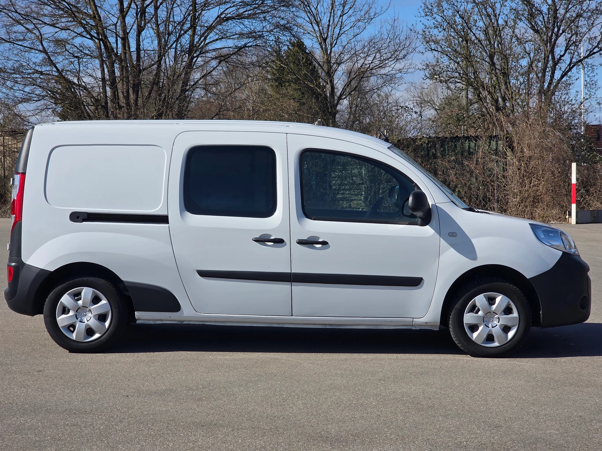 RENAULT Kangoo Maxi dCi 95 ENERGY Business 2 Pl./2 pl. * Ab MFK *-image-6