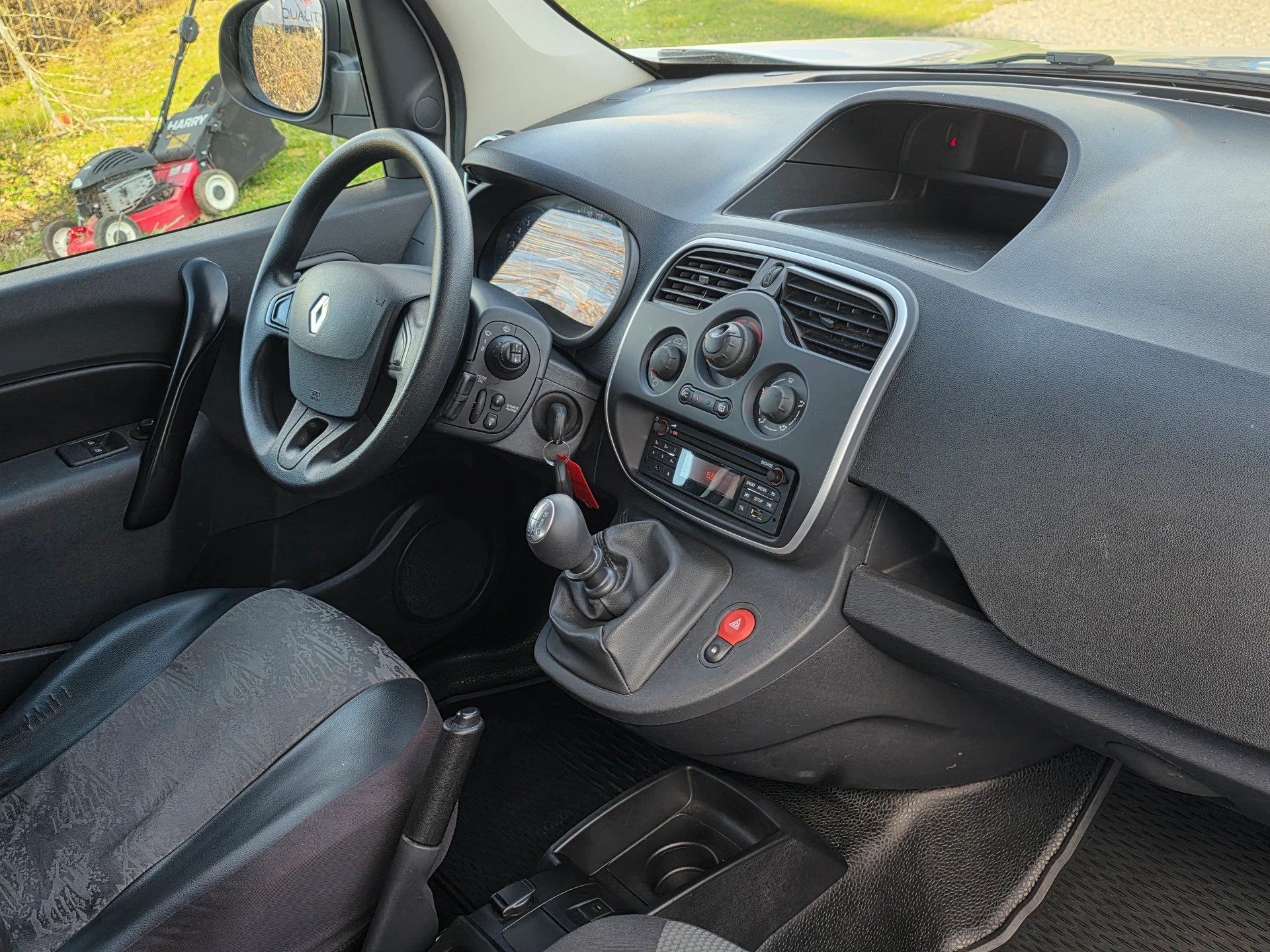 RENAULT Kangoo Maxi dCi 95 ENERGY Business 2 Pl./2 pl. * Ab MFK *-image-10