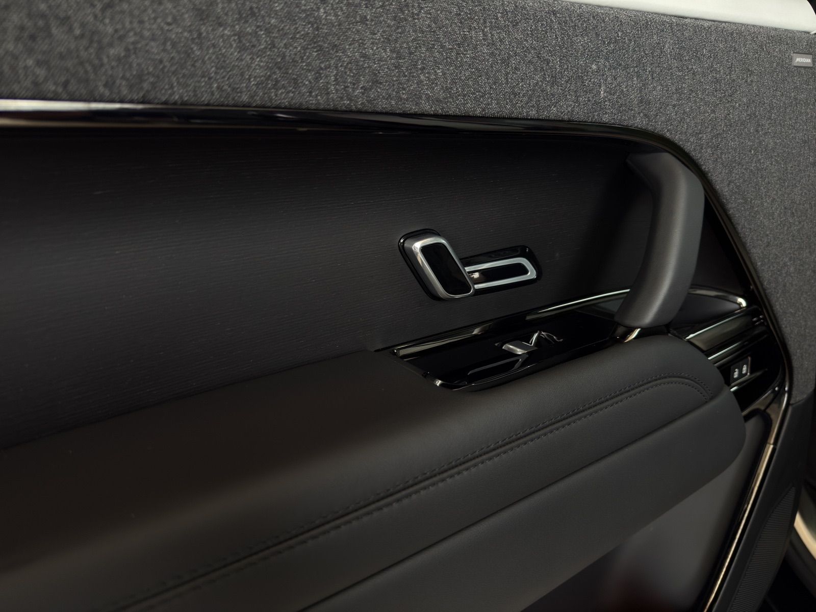 LAND ROVER Range Rover Sport P460e 3.0 Si6 PHEV Dynamic SE Automatic-image-19