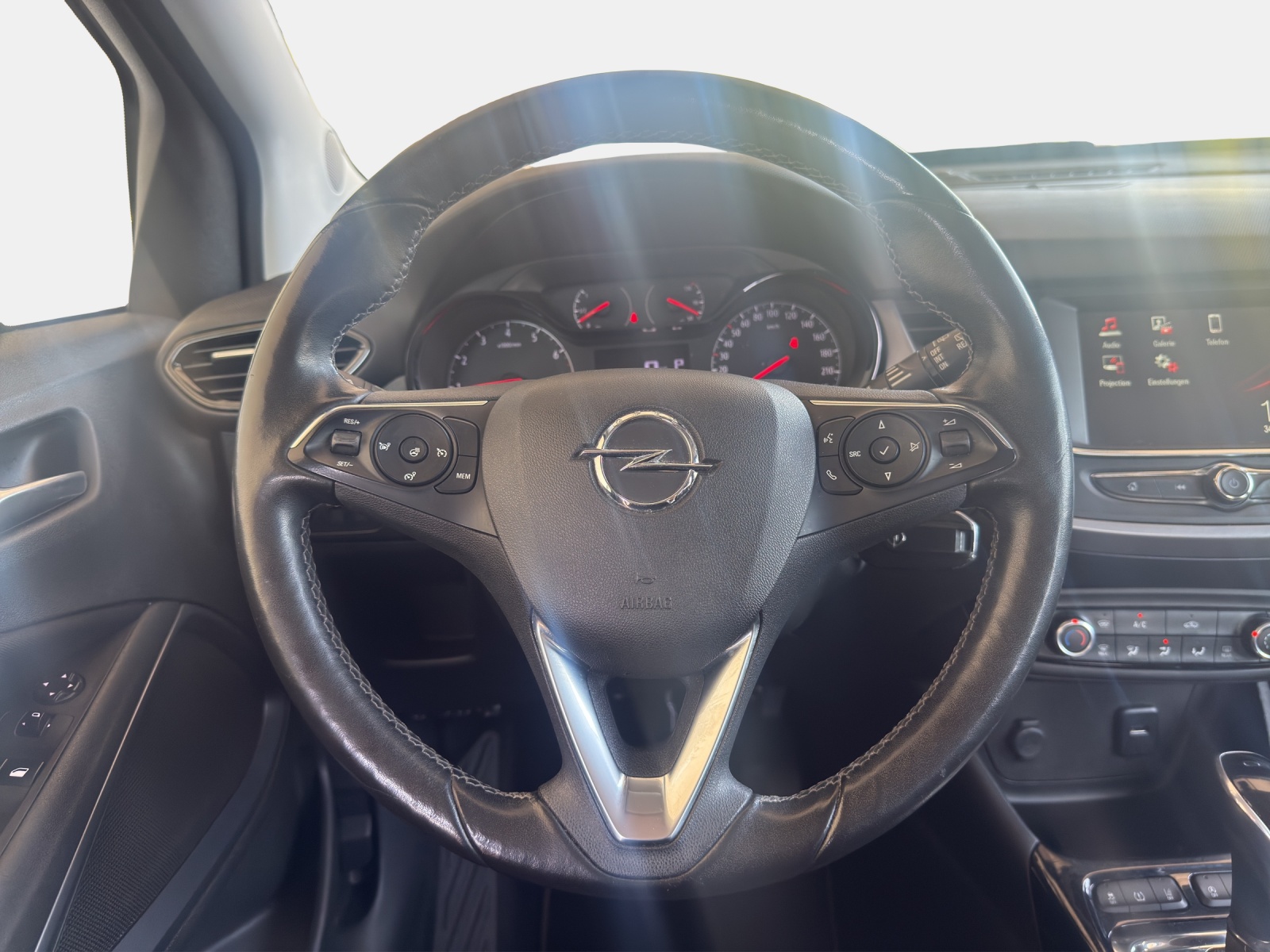 OPEL Crossland X 1.2T/110 Enjoy S/S-image-10