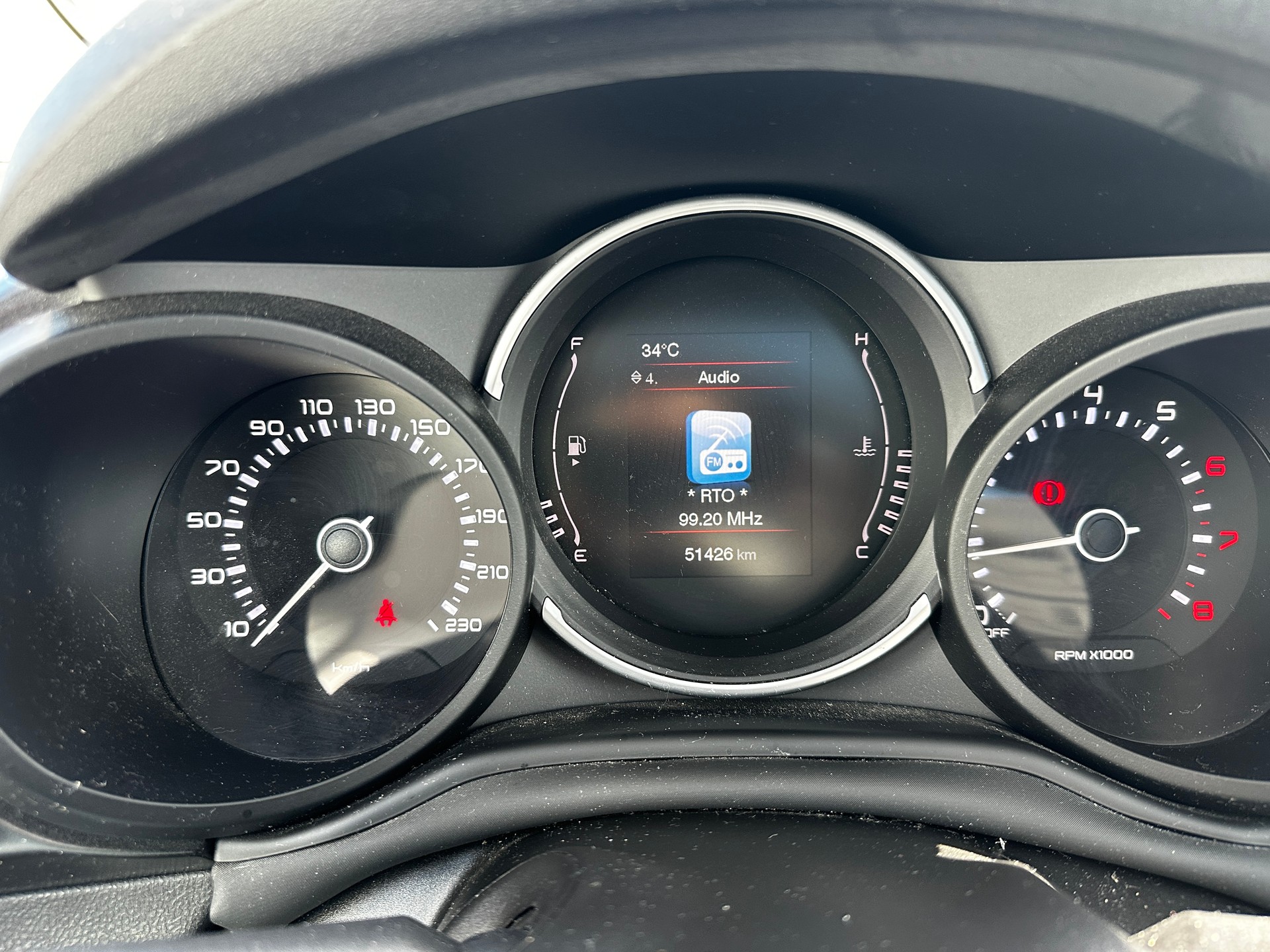 FIAT 500L 1.4 Sport-image-8