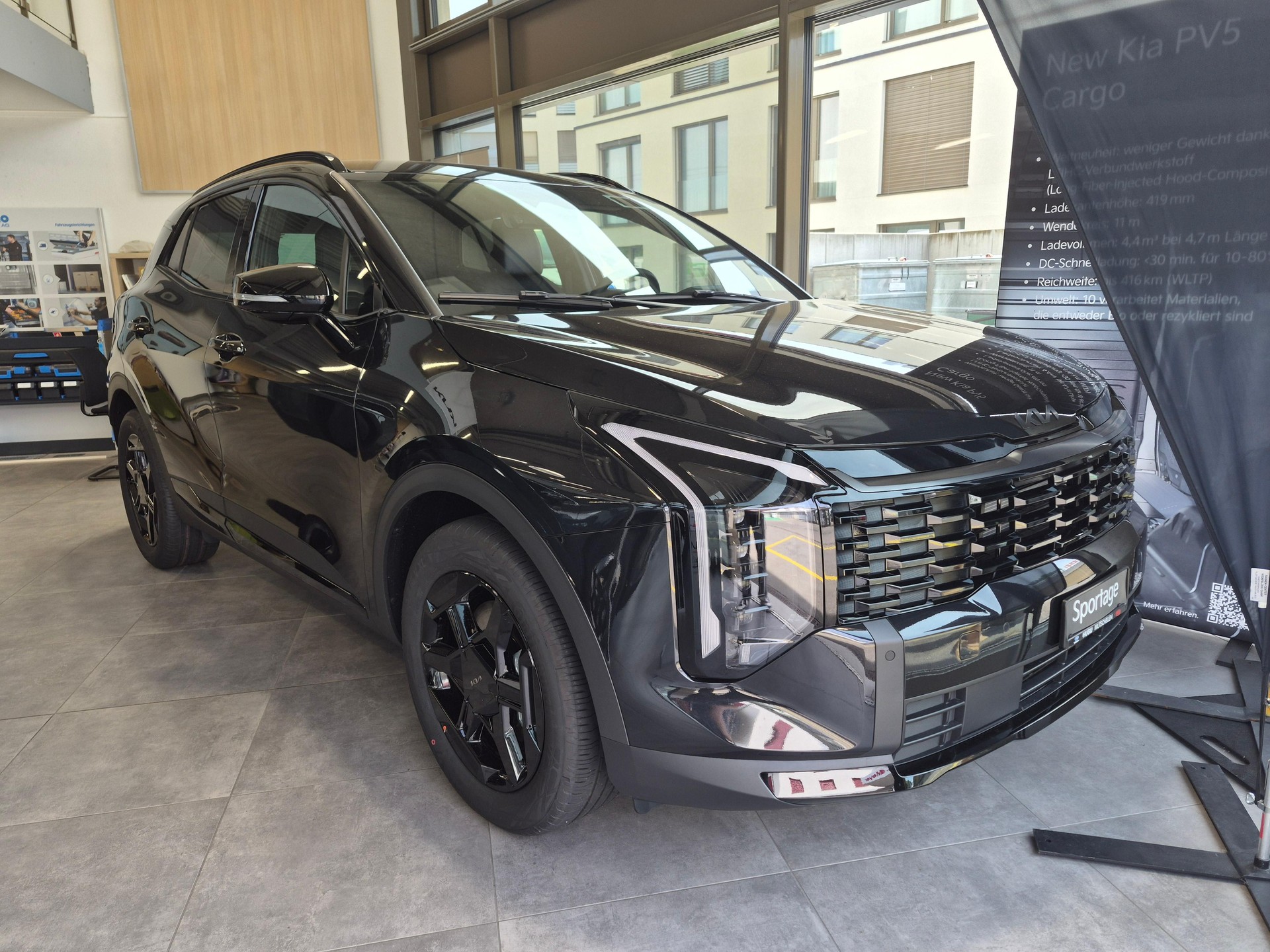 KIA Sportage 1.6 T-GDi Hybrid Black Edition-image-0