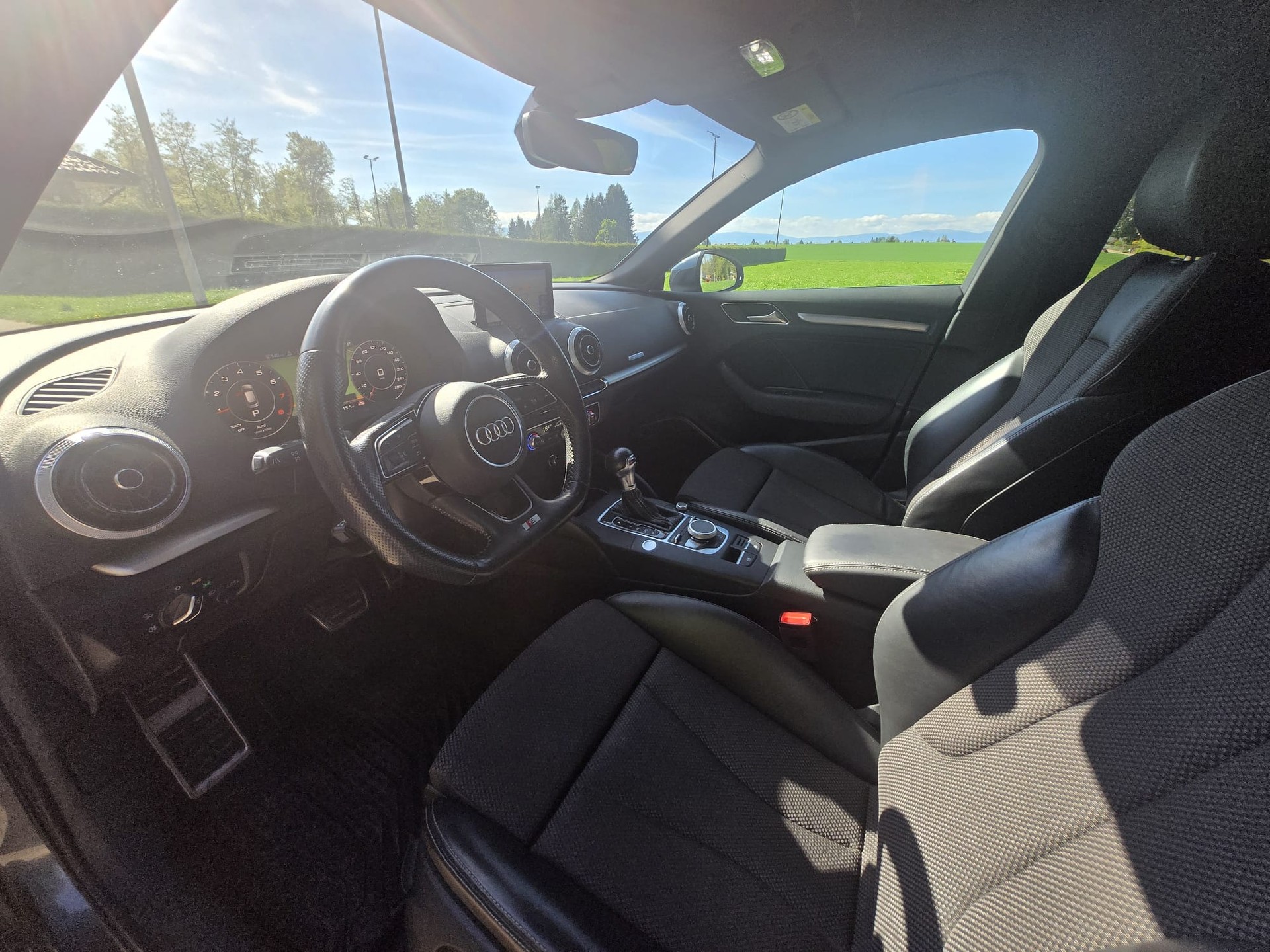 AUDI A3 Sportback 1.5 TFSI S-tronic Sport-image-8