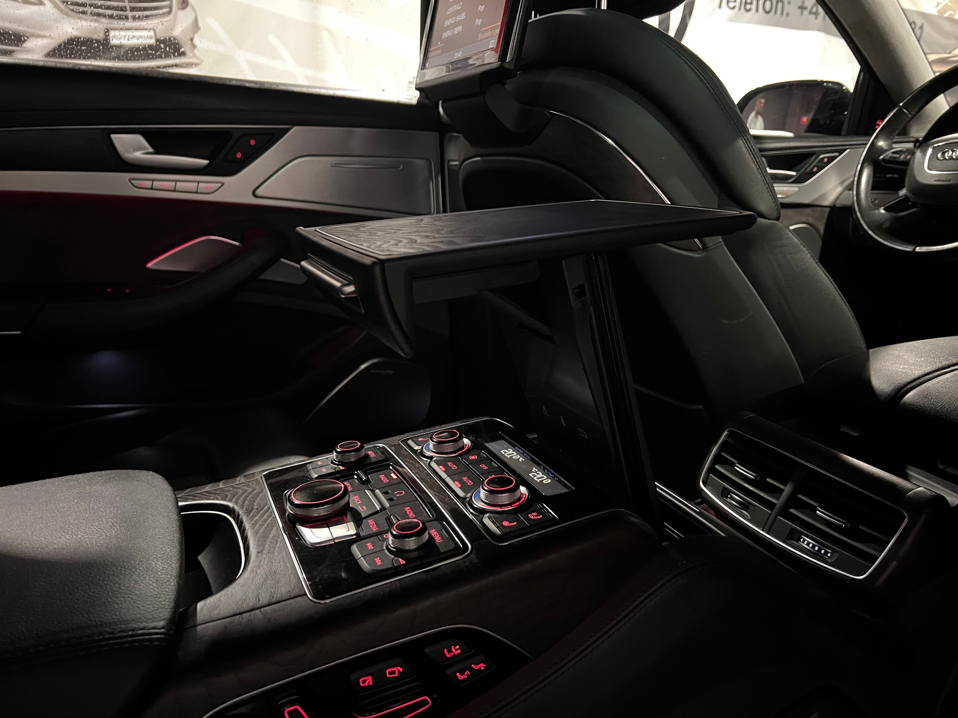 AUDI A8 L 3.0 TDI quattro tiptronic-image-16
