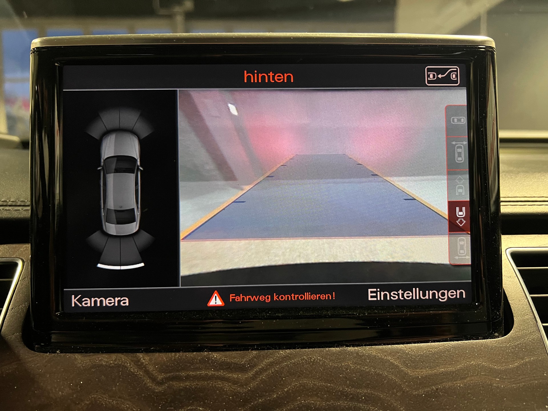 AUDI A8 L 3.0 TDI quattro tiptronic-image-26