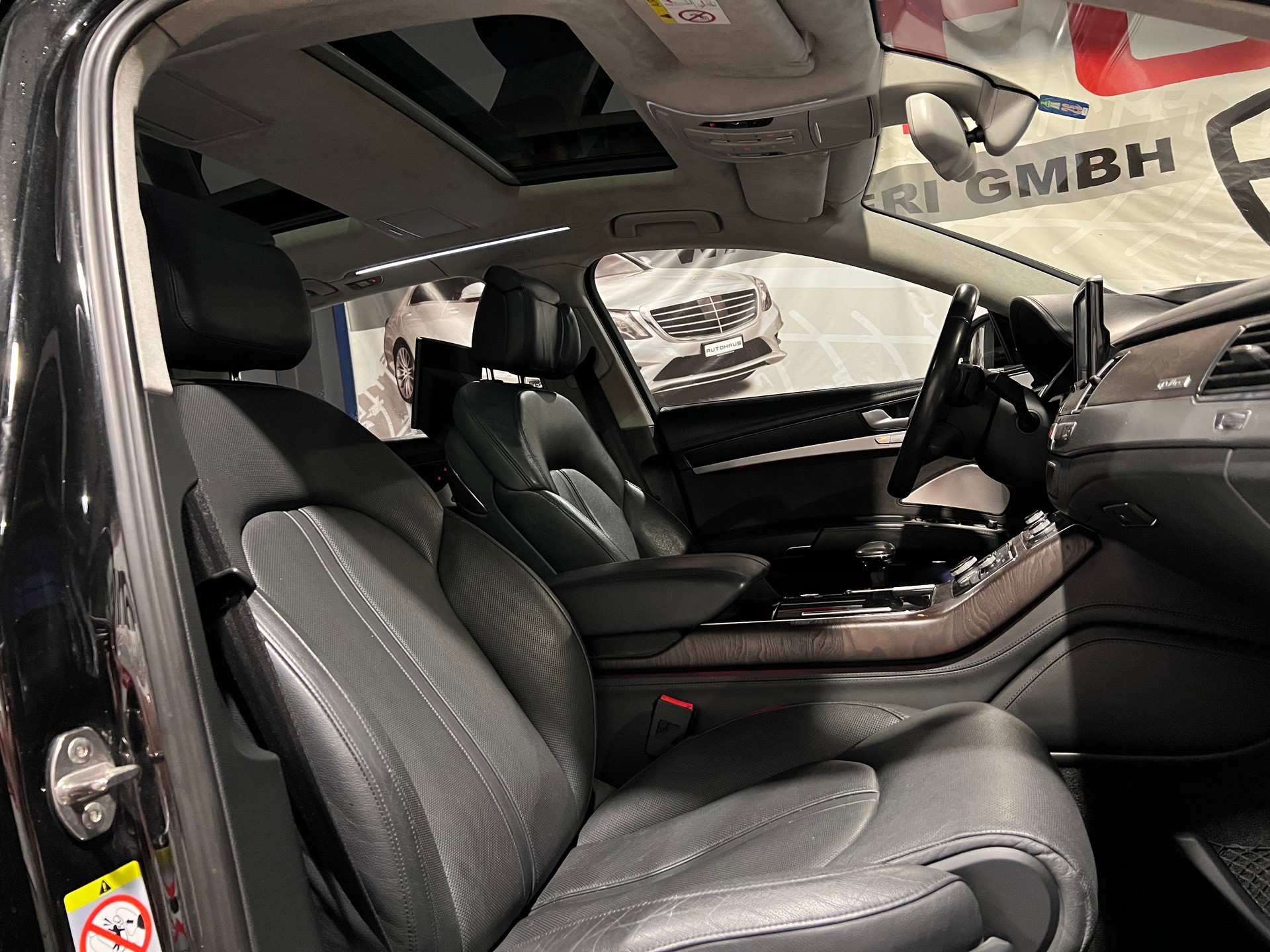 AUDI A8 L 3.0 TDI quattro tiptronic-image-13