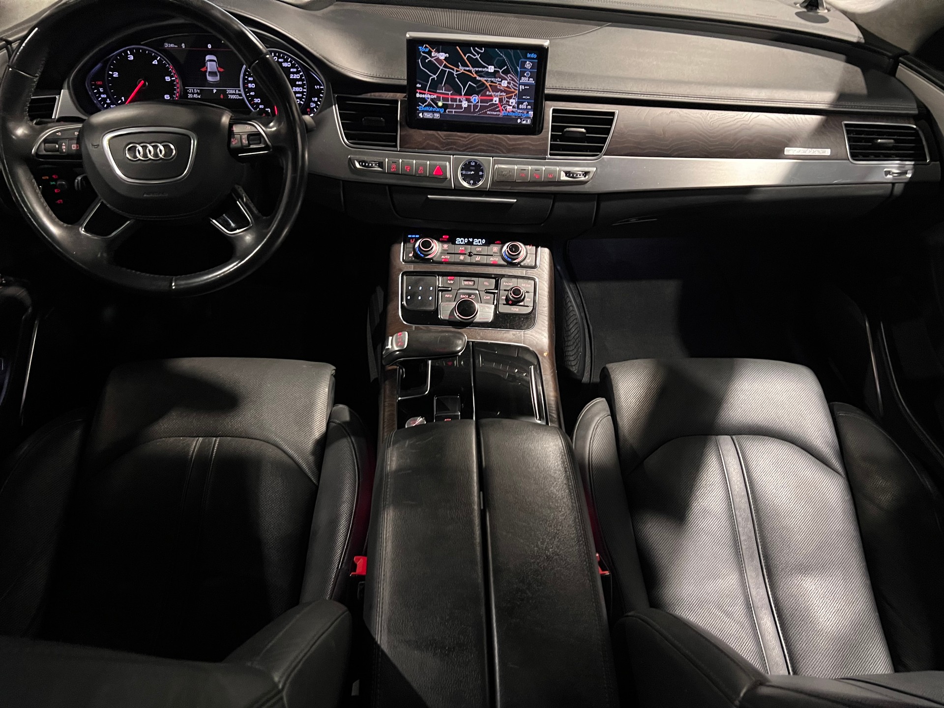 AUDI A8 L 3.0 TDI quattro tiptronic-image-9
