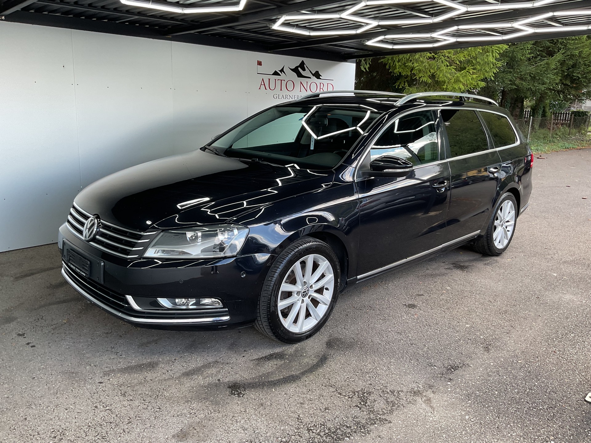 VW Passat Variant 2.0 TDI BMT Highline DSG-image-2