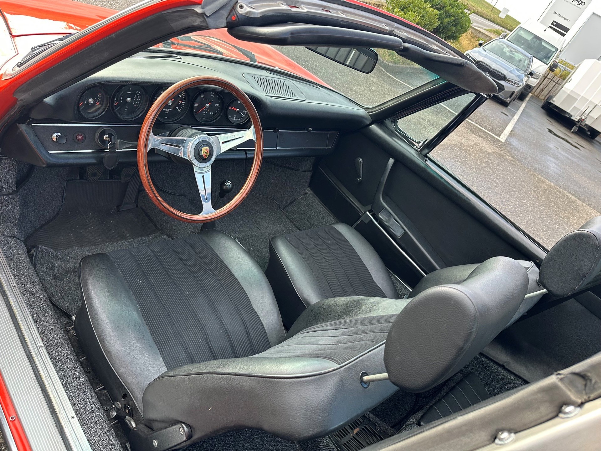 PORSCHE Targa 911 E (Oelklappe)-image-4