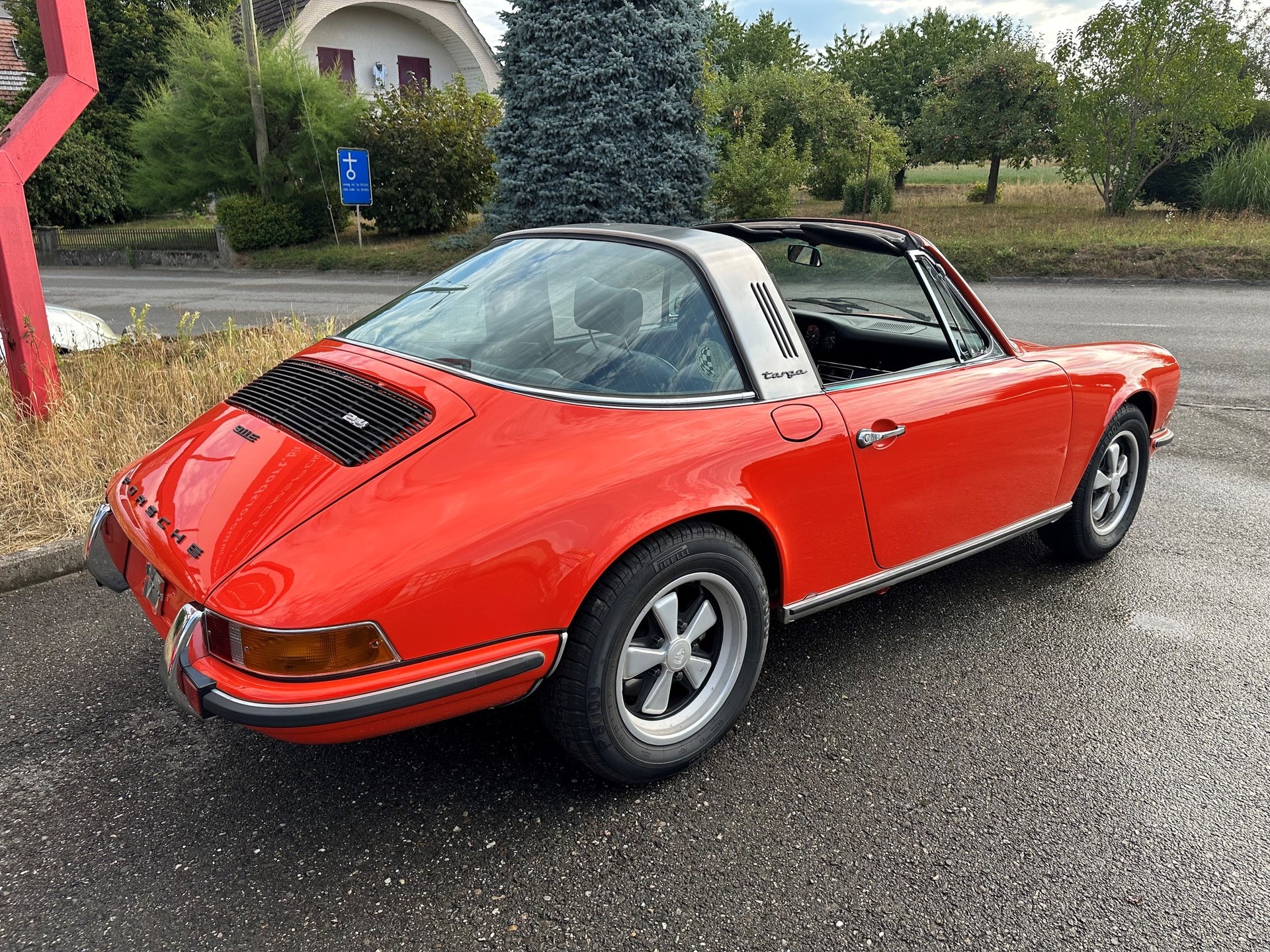 PORSCHE Targa 911 E (Oelklappe)-image-3