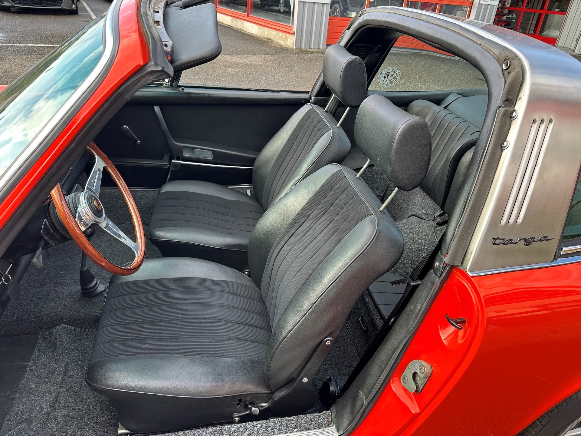 PORSCHE Targa 911 E (Oelklappe)-image-5