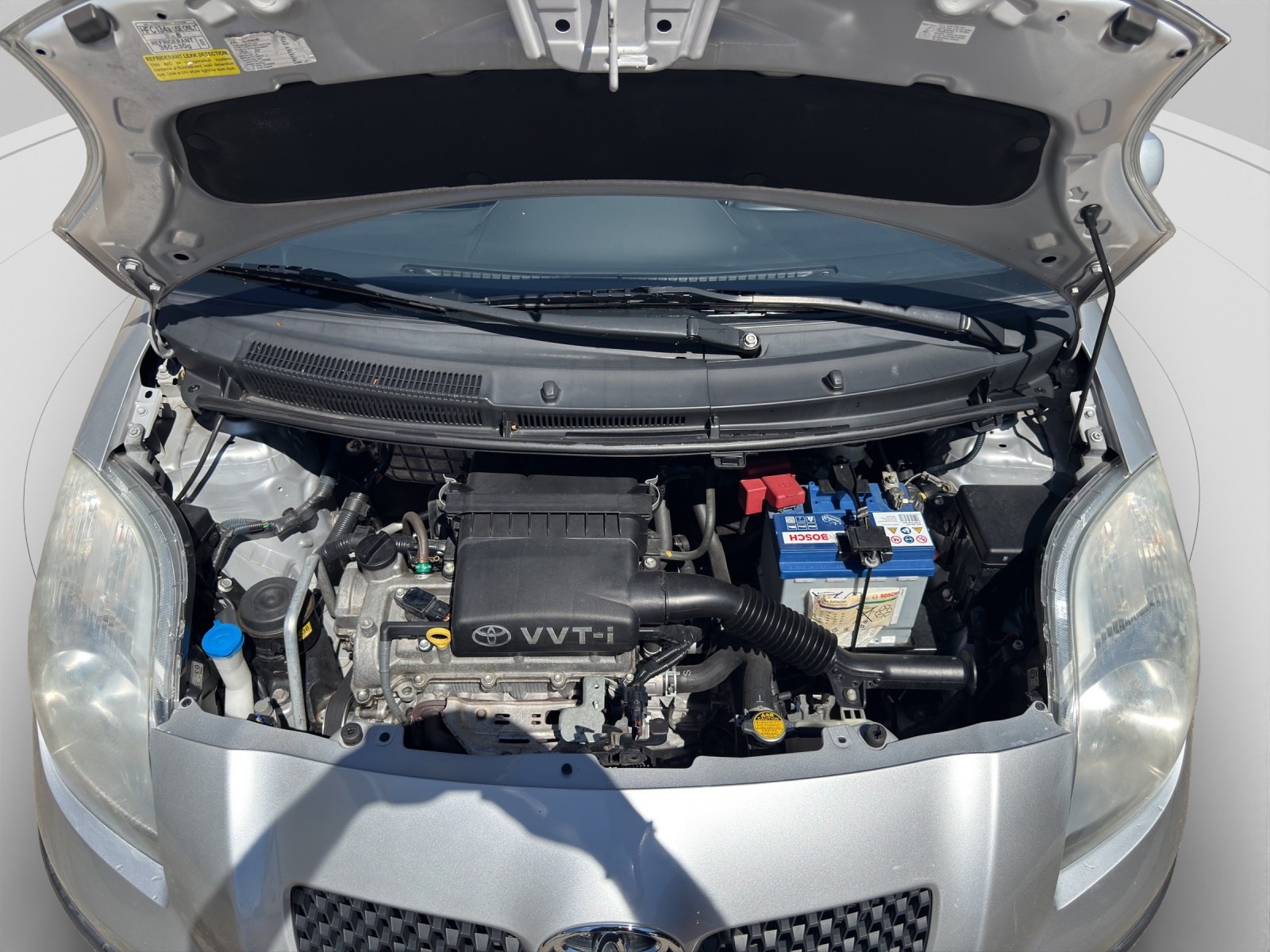 TOYOTA Yaris 1.3 Linea Sol-image-9