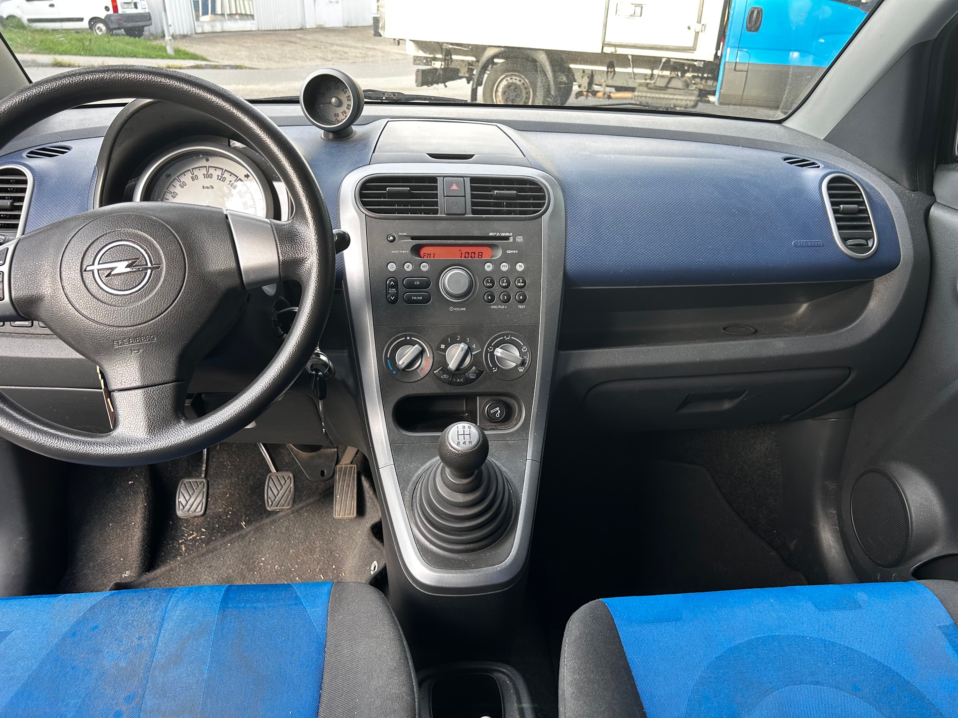 OPEL Agila 1.2 Enjoy-image-8