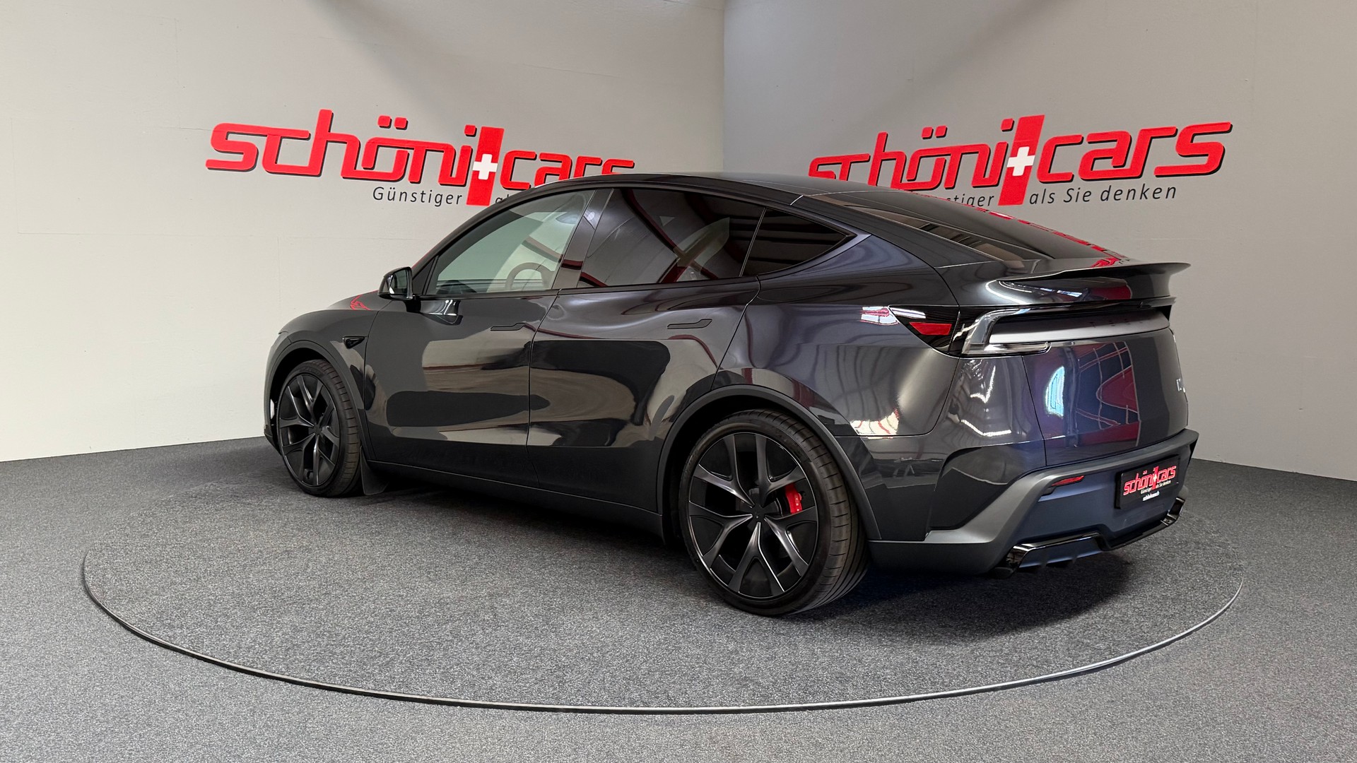 TESLA Model Y Performance AHK-image-3