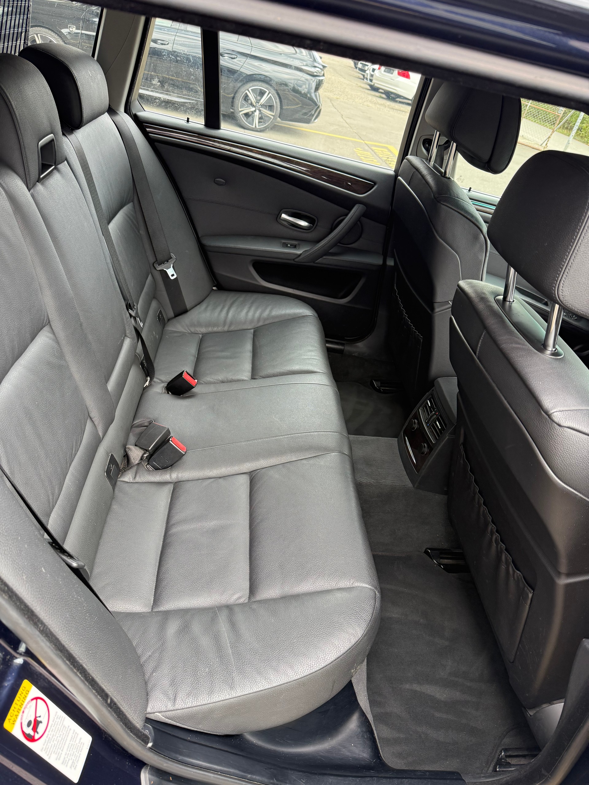 BMW 530xd Touring-image-9
