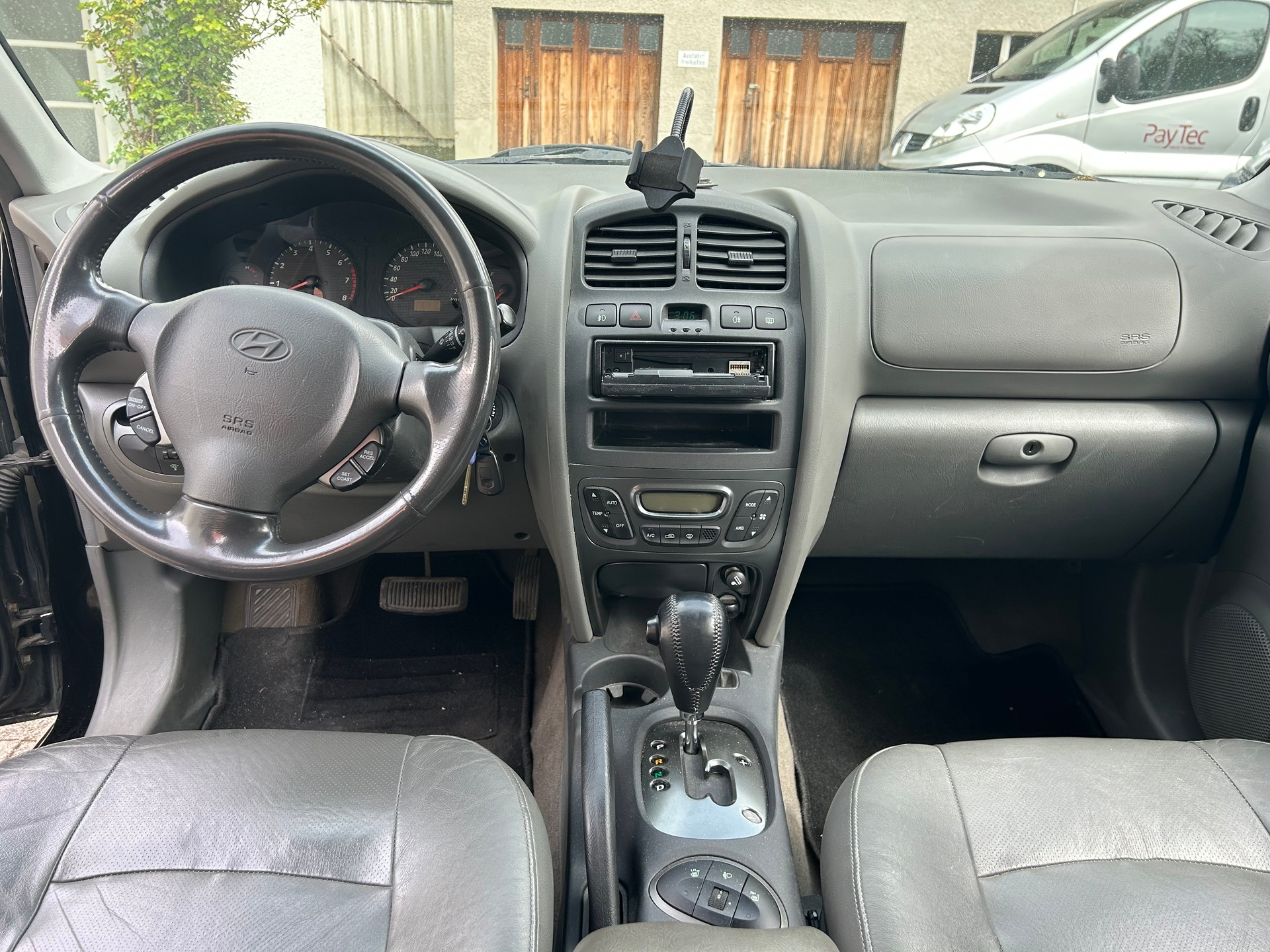 HYUNDAI Santa Fe 2.7 V6 GLS-image-11