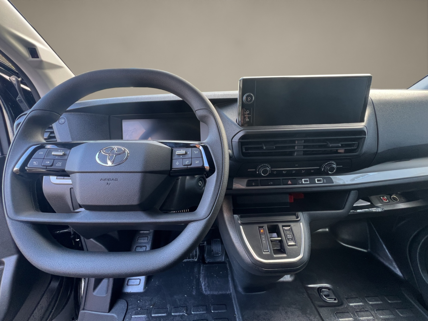TOYOTA PROACE Van L1 2.2 D Advanced-image-10