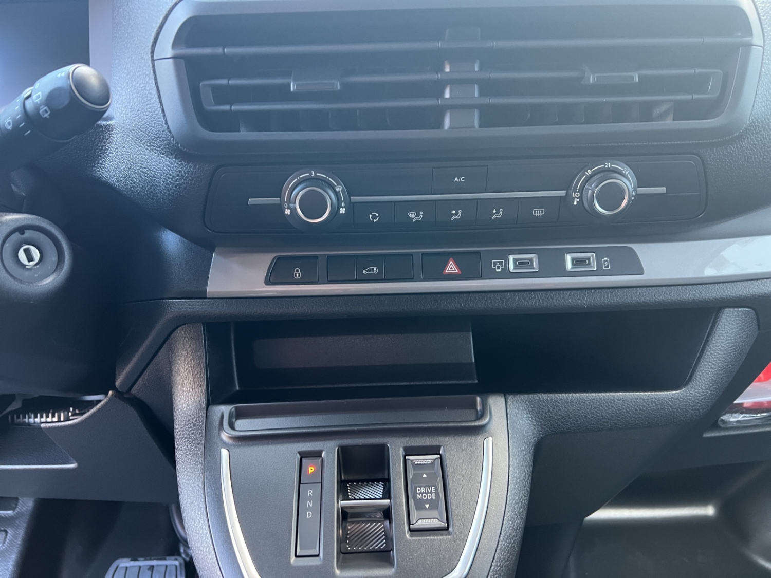 TOYOTA PROACE Van L1 2.2 D Advanced-image-13