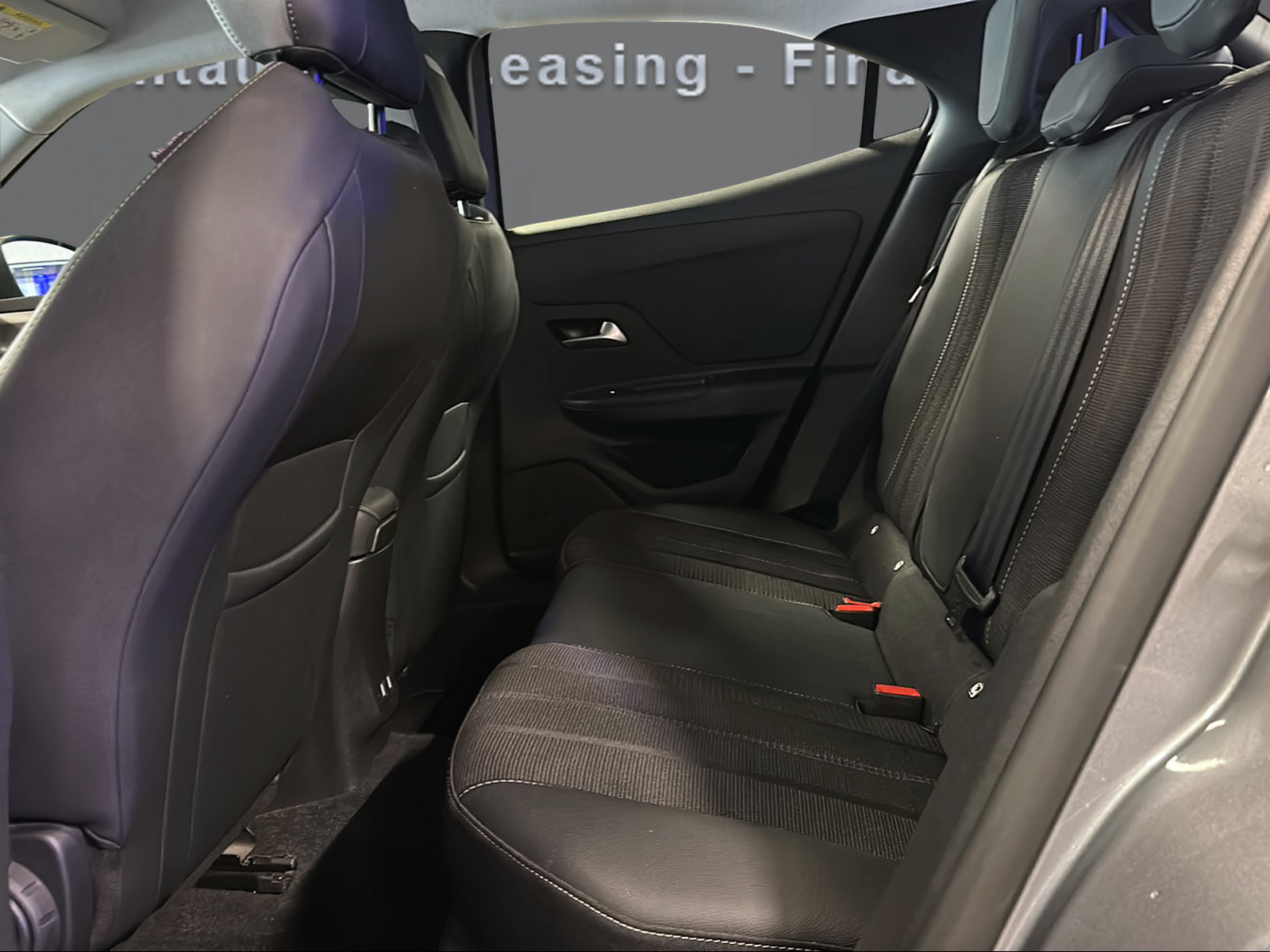 OPEL Mokka 1.2 Direct Injection Turbo Elegance-image-11