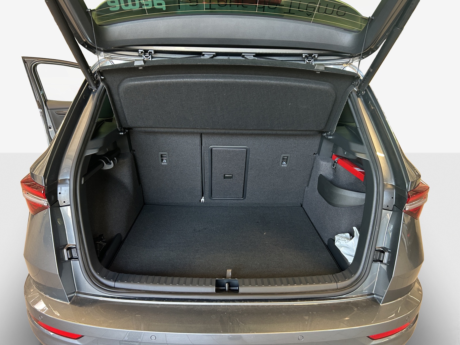 SKODA Karoq 2.0 TSI SportLine 4x4 DSG-image-12