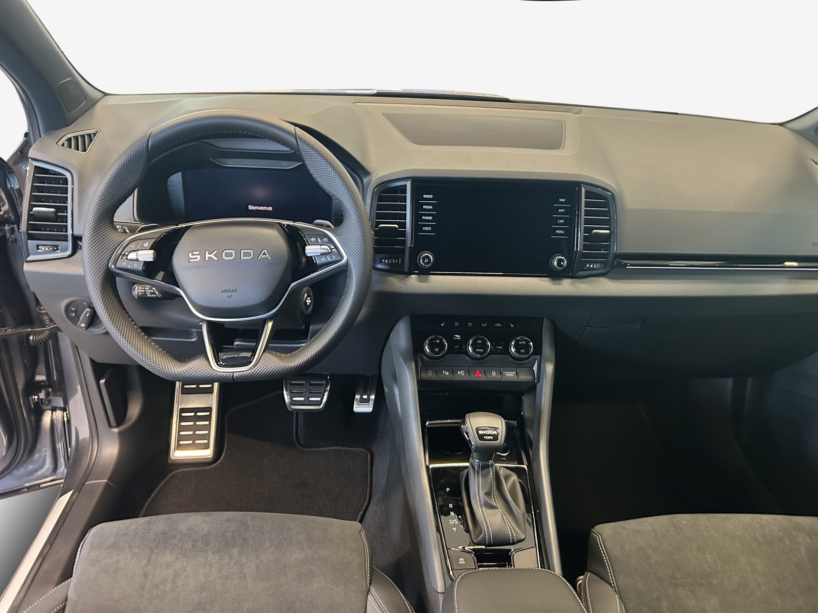 SKODA Karoq 2.0 TSI SportLine 4x4 DSG-image-8