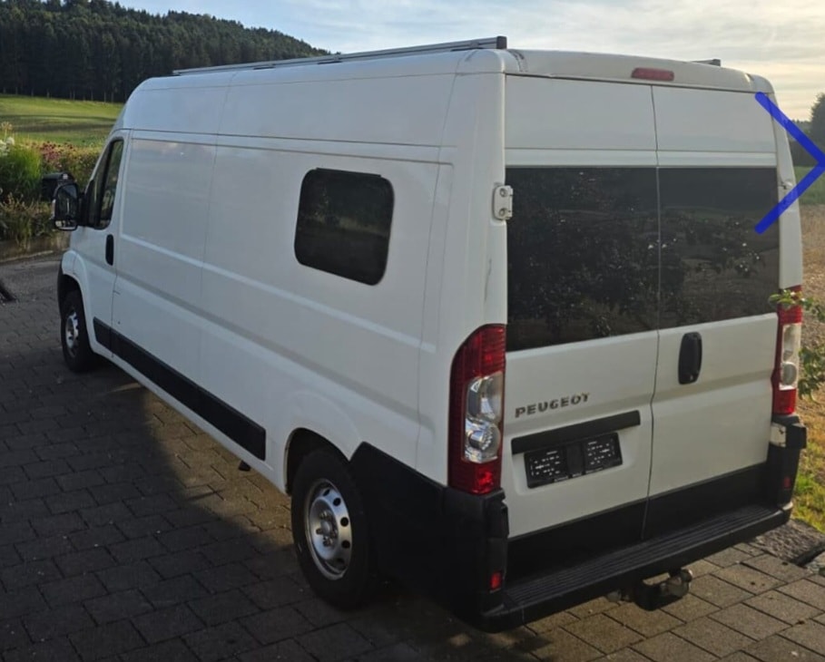 PEUGEOT Boxer 2.2 HDI Camper-image-2