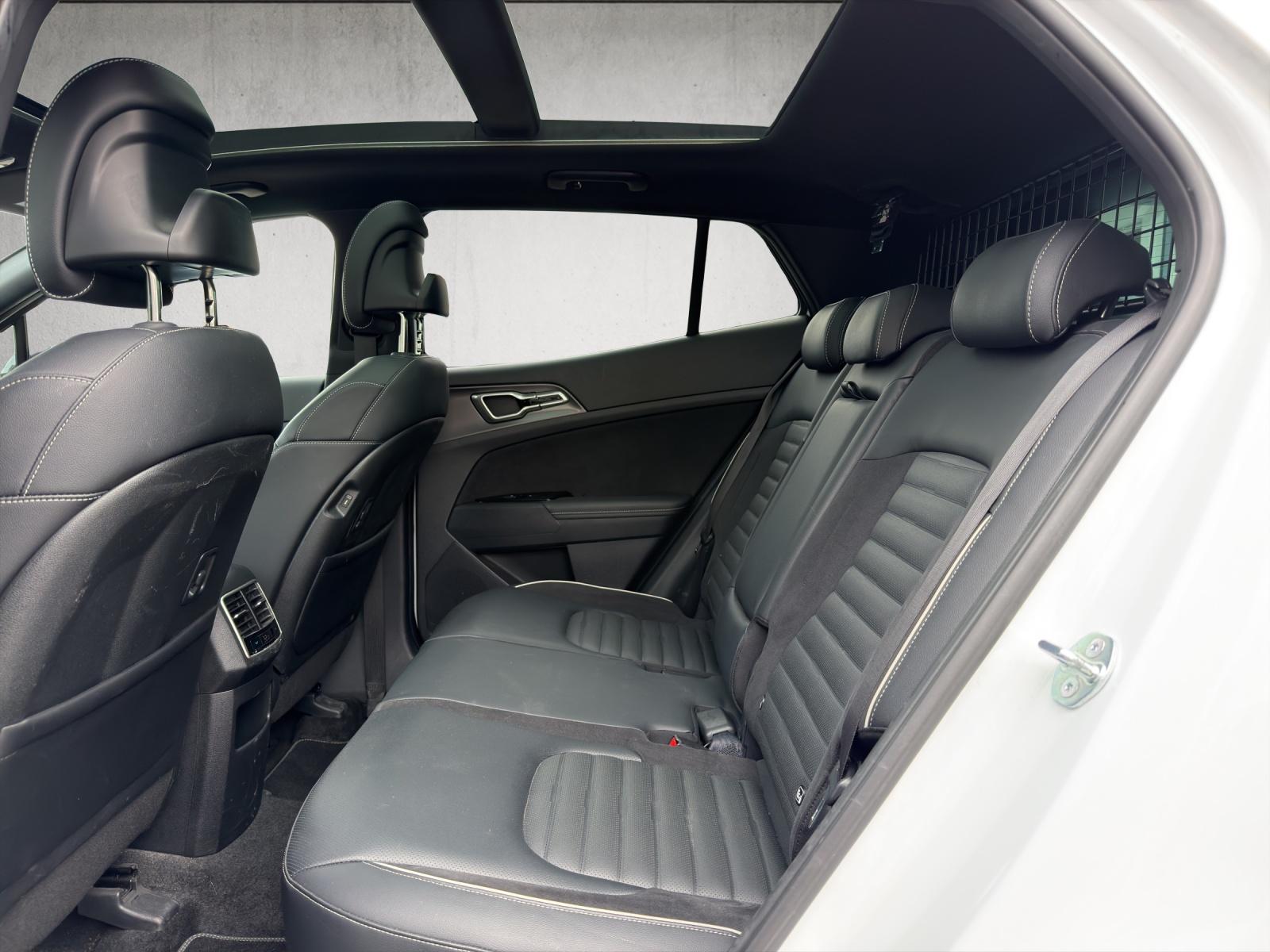 KIA Sportage 1.6 T-GDi Hybrid GT-Line-image-14