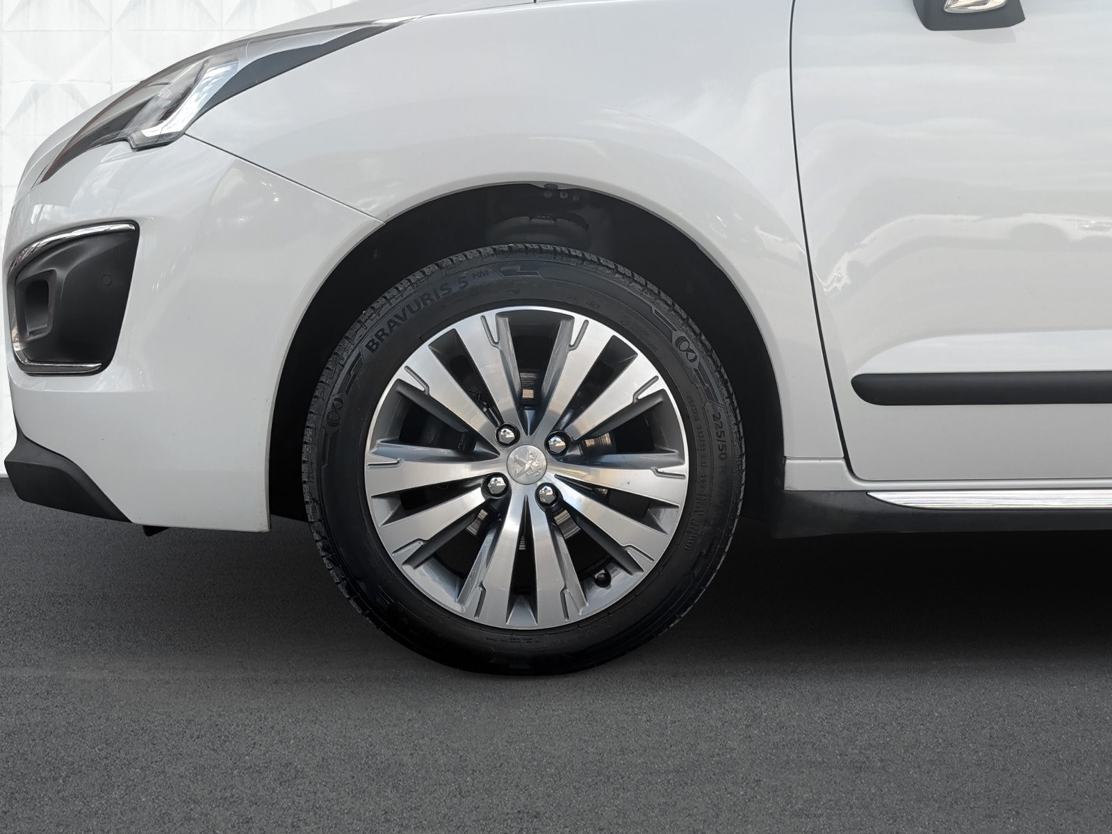 PEUGEOT 3008 1.6 HDI Business-image-6