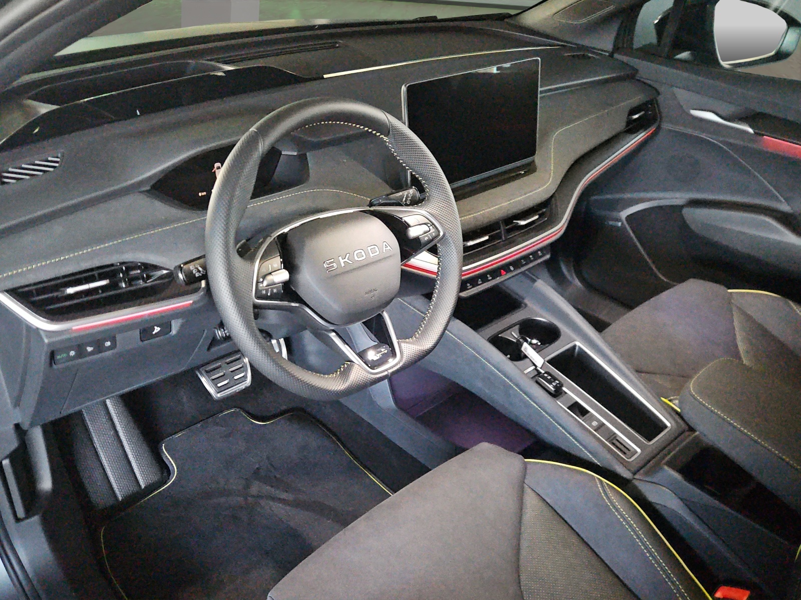SKODA Elroq RS Matt Edition 4x4-image-6