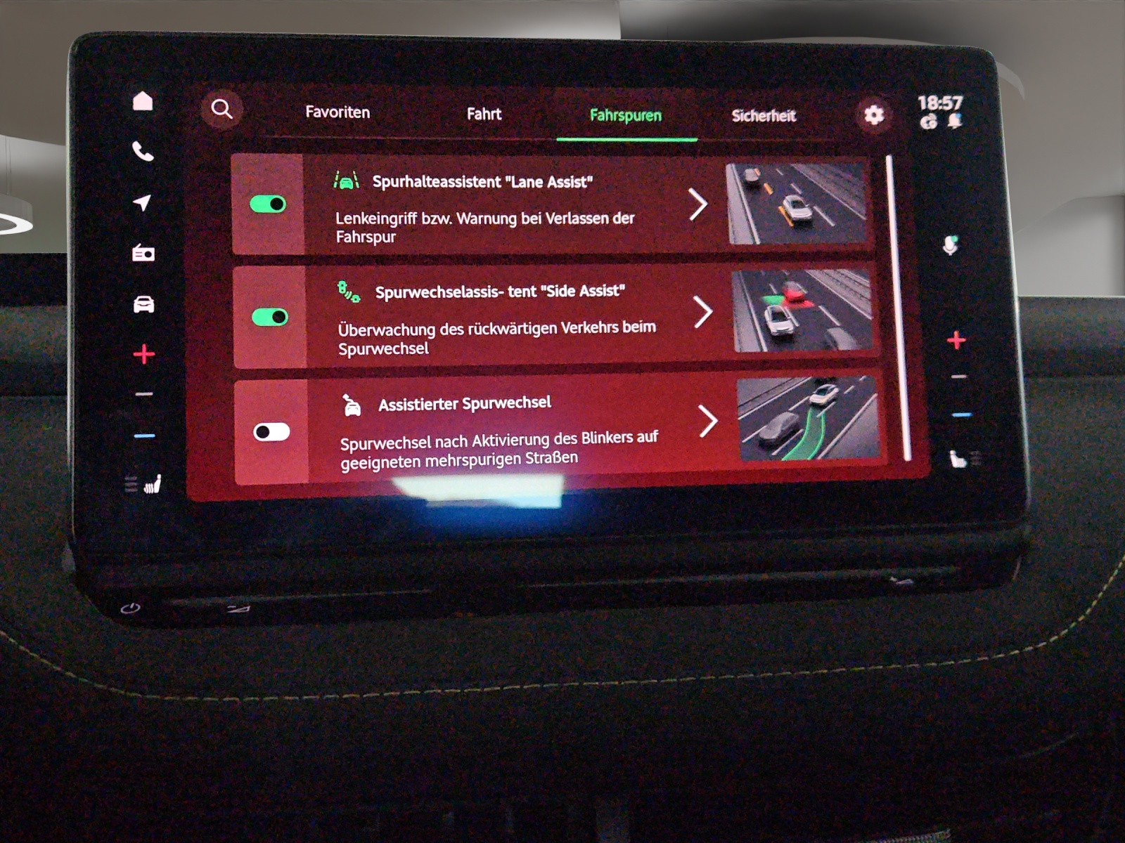 SKODA Elroq RS Matt Edition 4x4-image-17