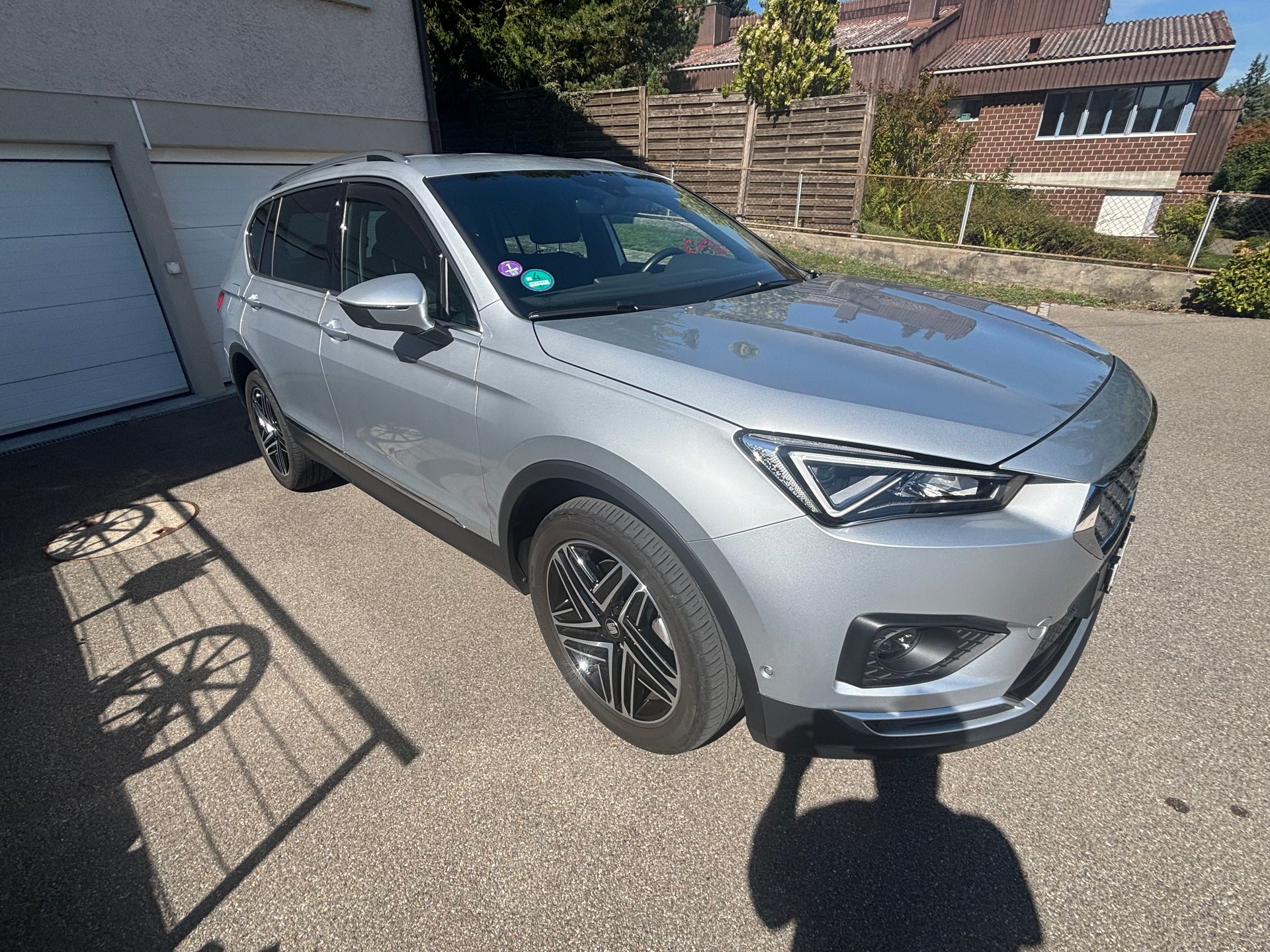 SEAT 2.0 TSI Xcellence 4Drive DSG-image-0