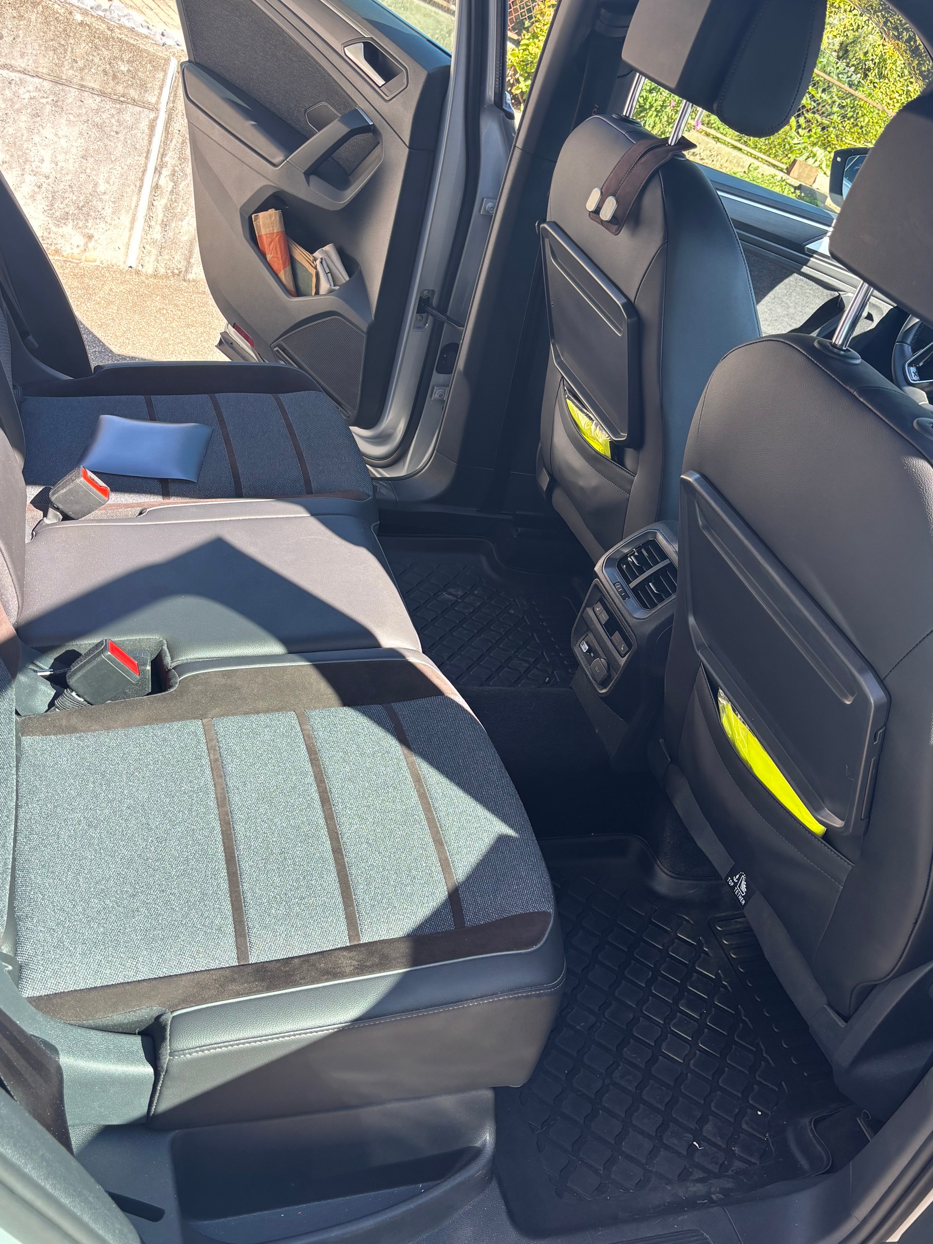 SEAT 2.0 TSI Xcellence 4Drive DSG-image-5