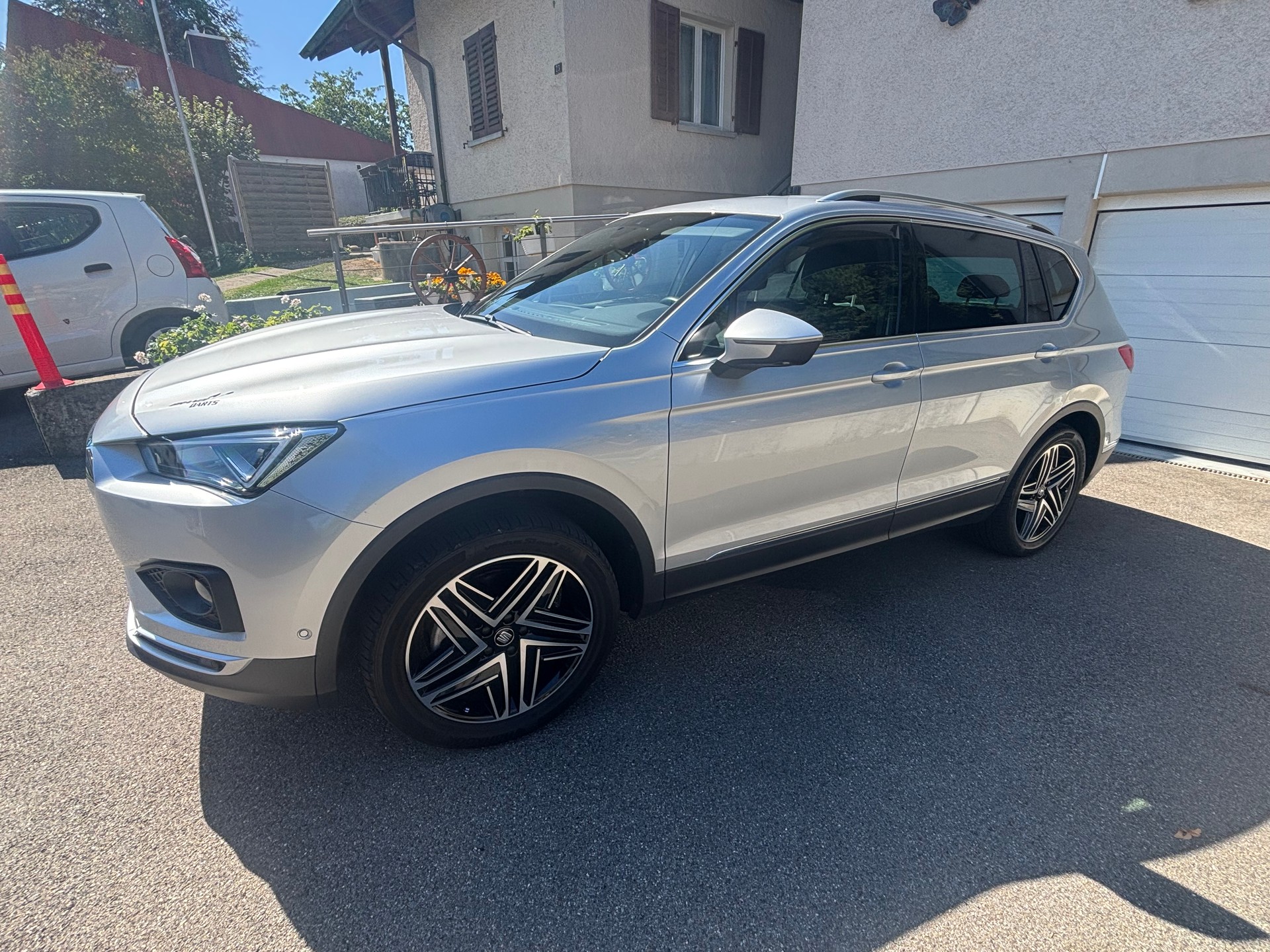 SEAT 2.0 TSI Xcellence 4Drive DSG-image-1