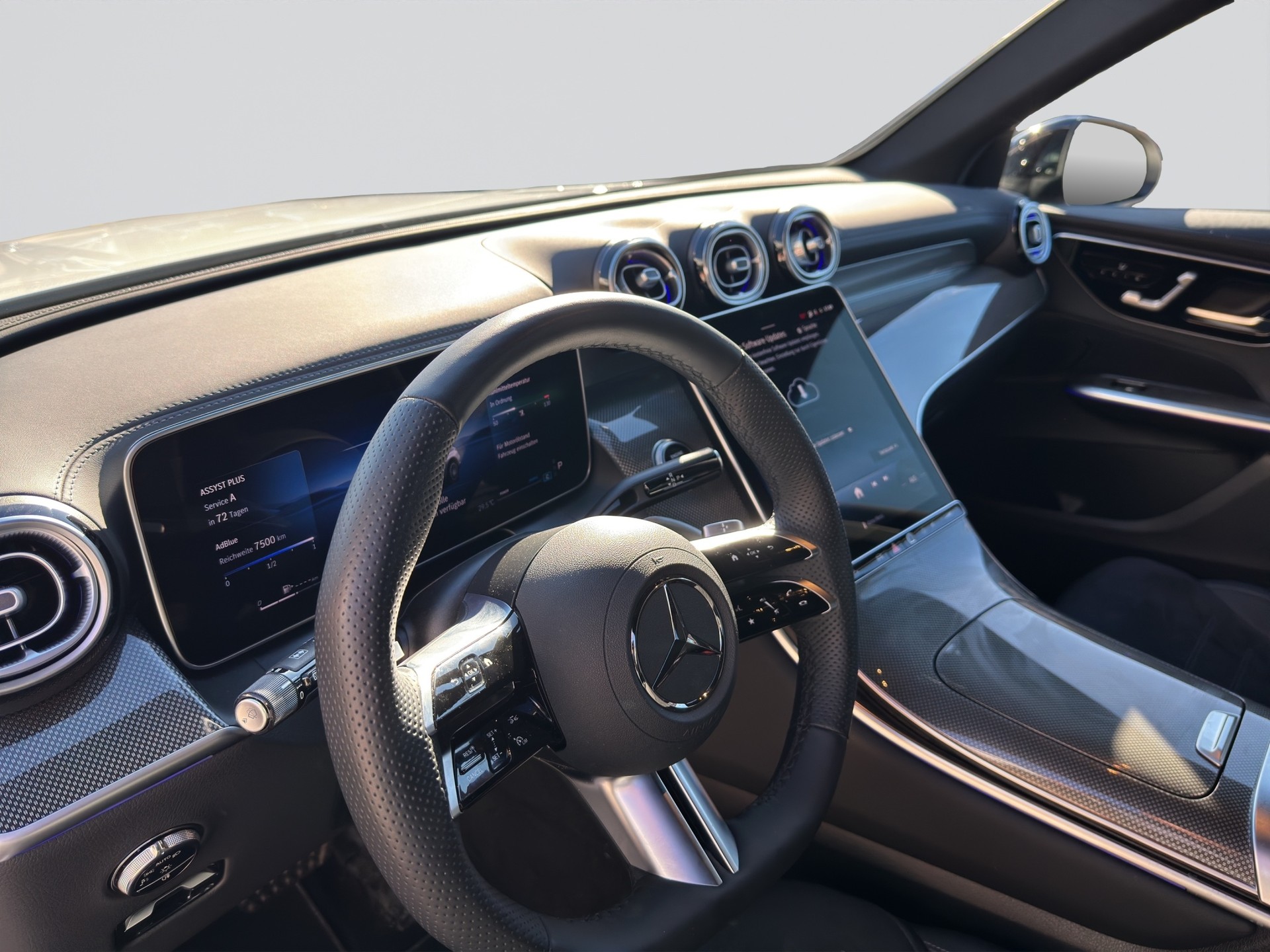 MERCEDES-BENZ GLC 300 d 4Matic 9G-Tronic AMG Edition Night-image-6