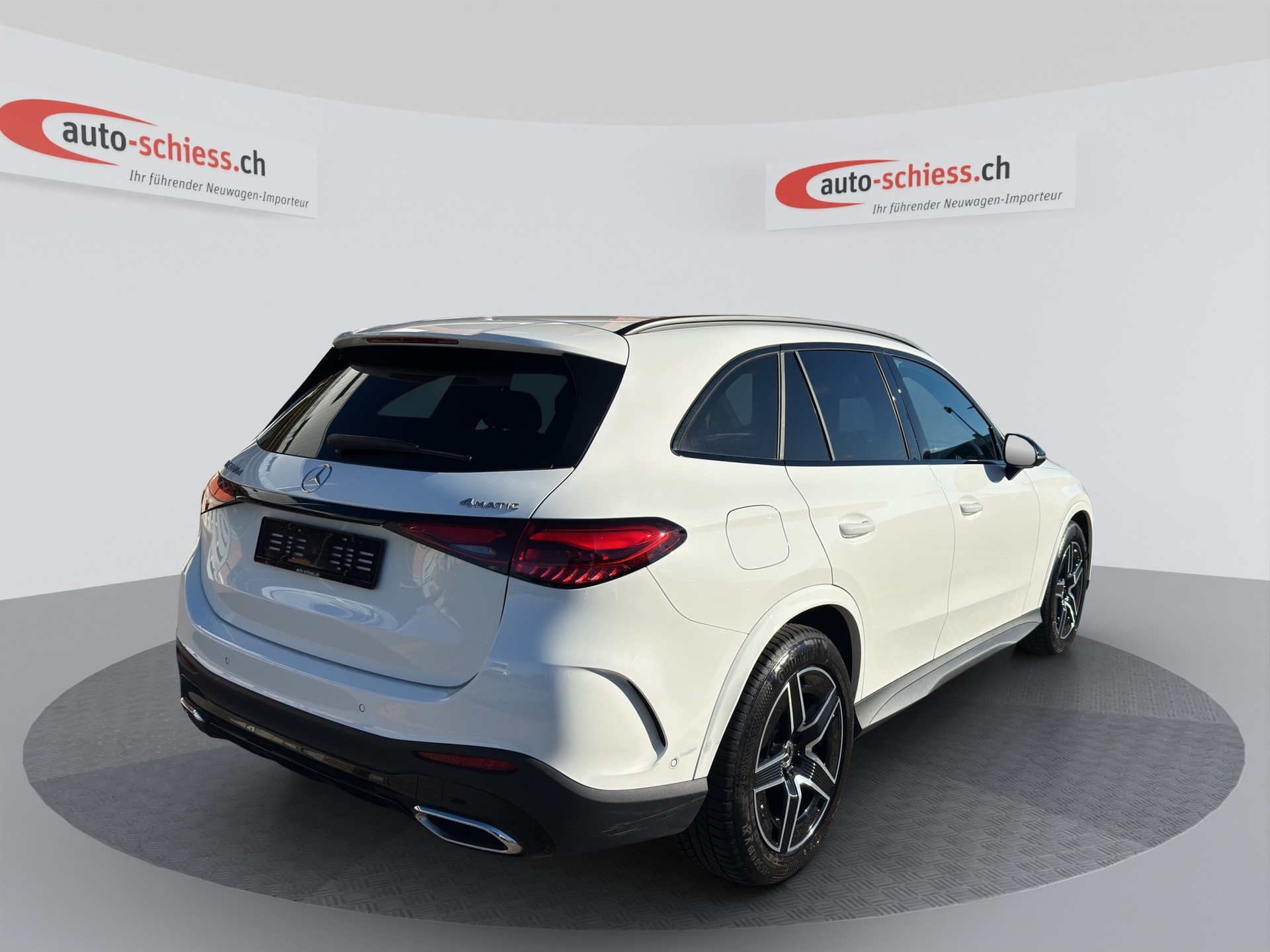 MERCEDES-BENZ GLC 300 d 4Matic 9G-Tronic AMG Edition Night-image-4