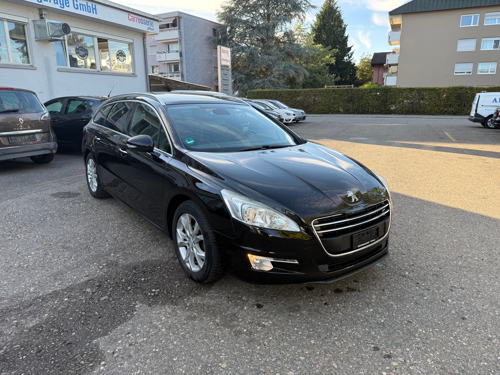 PEUGEOT 508 SW 1.6 e-HDI Business EGS6-image-1