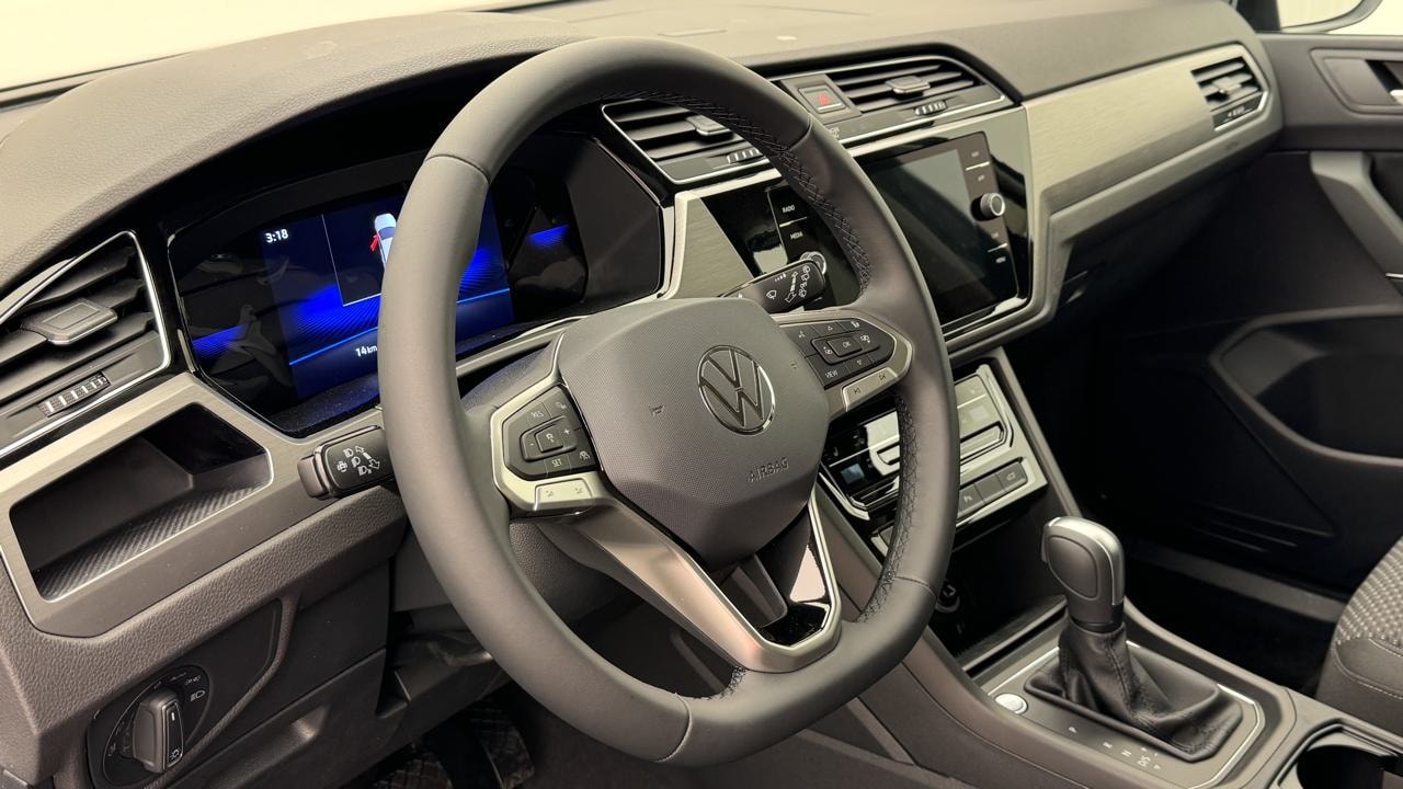 VW Touran 1.5 TSI EVO Limited-image-6