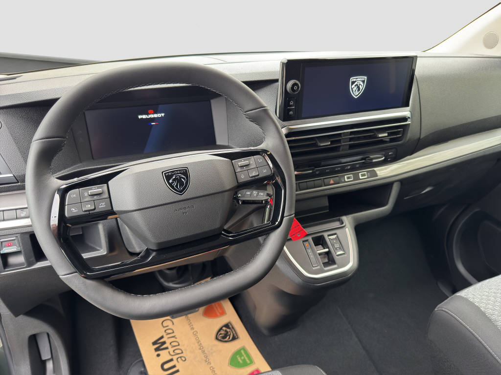 PEUGEOT Traveller Std. Family Ed. 2.2 BHDI 180 PS EAT 8-image-9