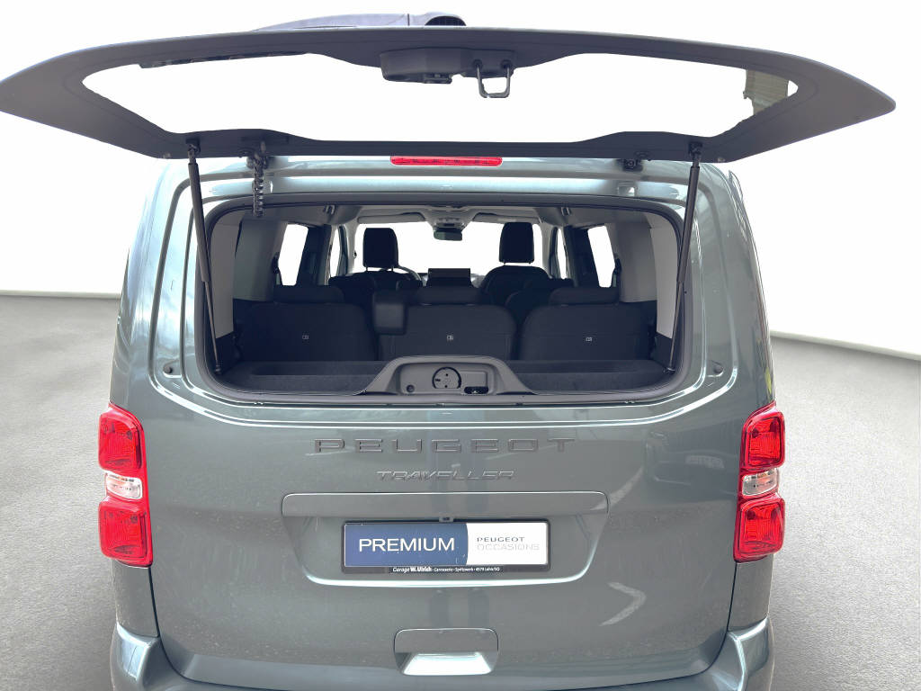 PEUGEOT Traveller Std. Family Ed. 2.2 BHDI 180 PS EAT 8-image-11