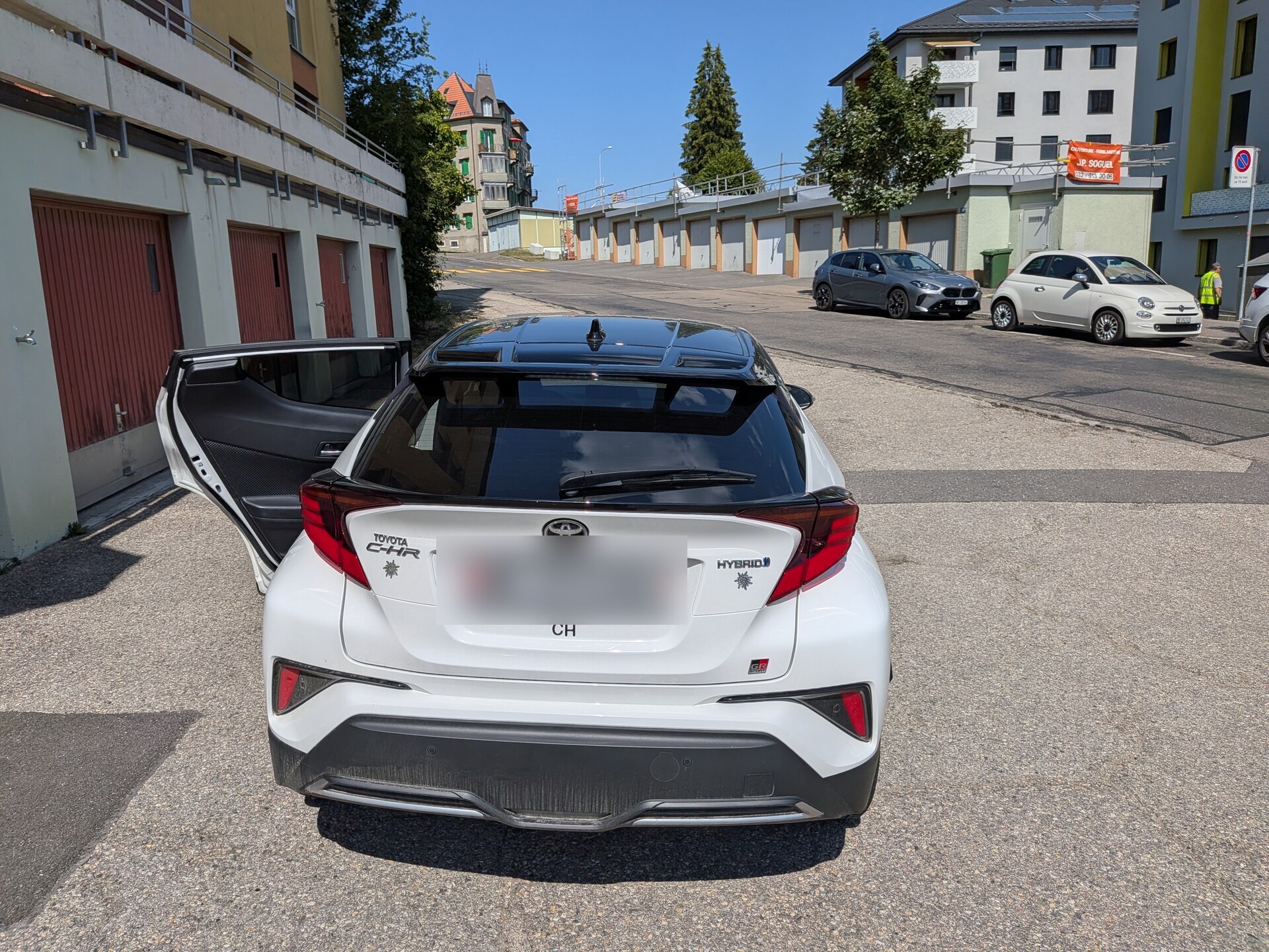 TOYOTA 2.0 VVTi HSD GR Sport-image-2