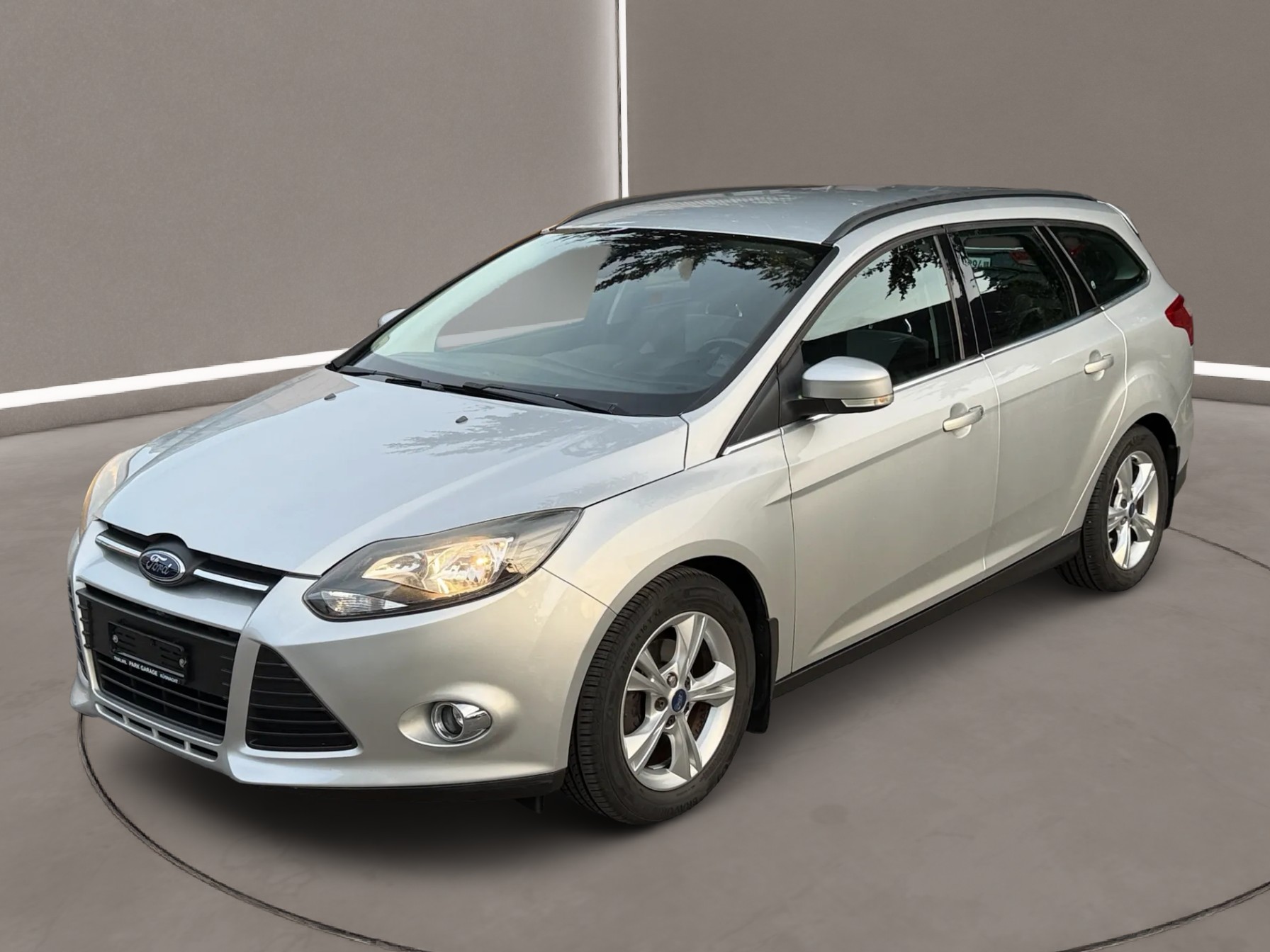 FORD Focus 1.6i VCT Carving PowerShift Frisch ab MFK&Service-image-0