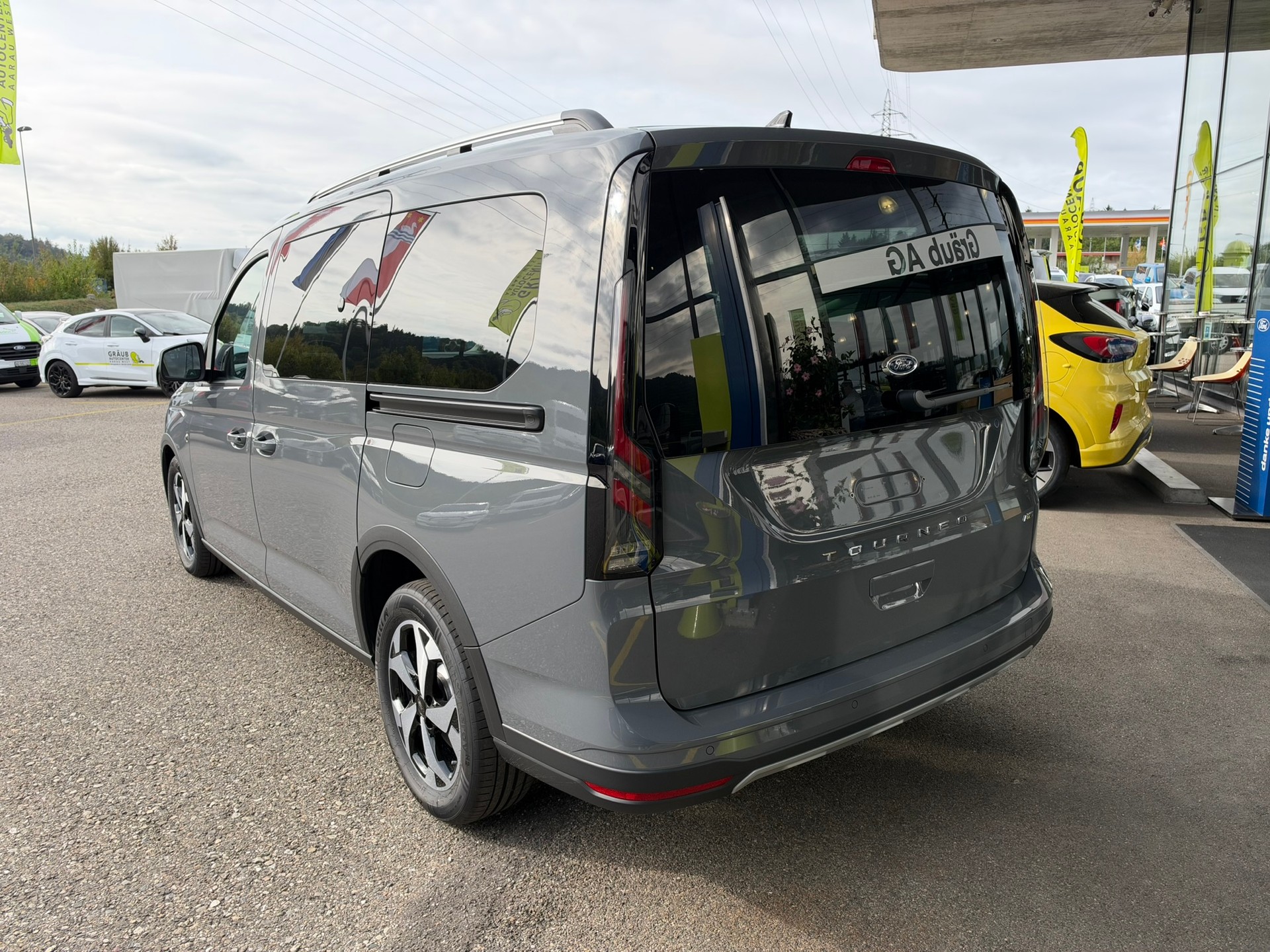 FORD Grand Tourneo Connect 2.0 EcoBlue AWD Active-image-4