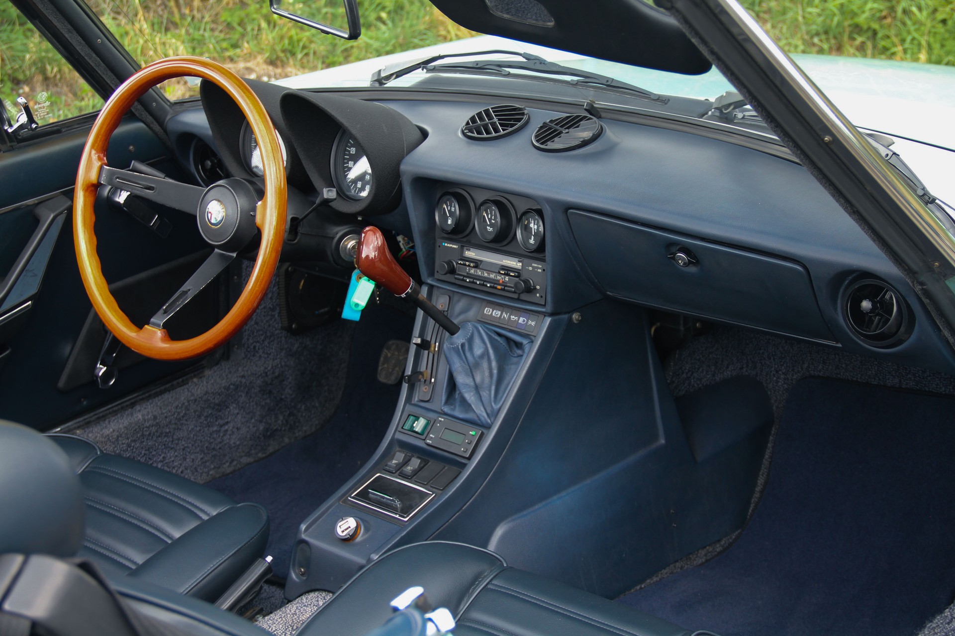 ALFA ROMEO Spider 2.0 (Veloce) ⭐⭐⭐⭐⭐-image-7
