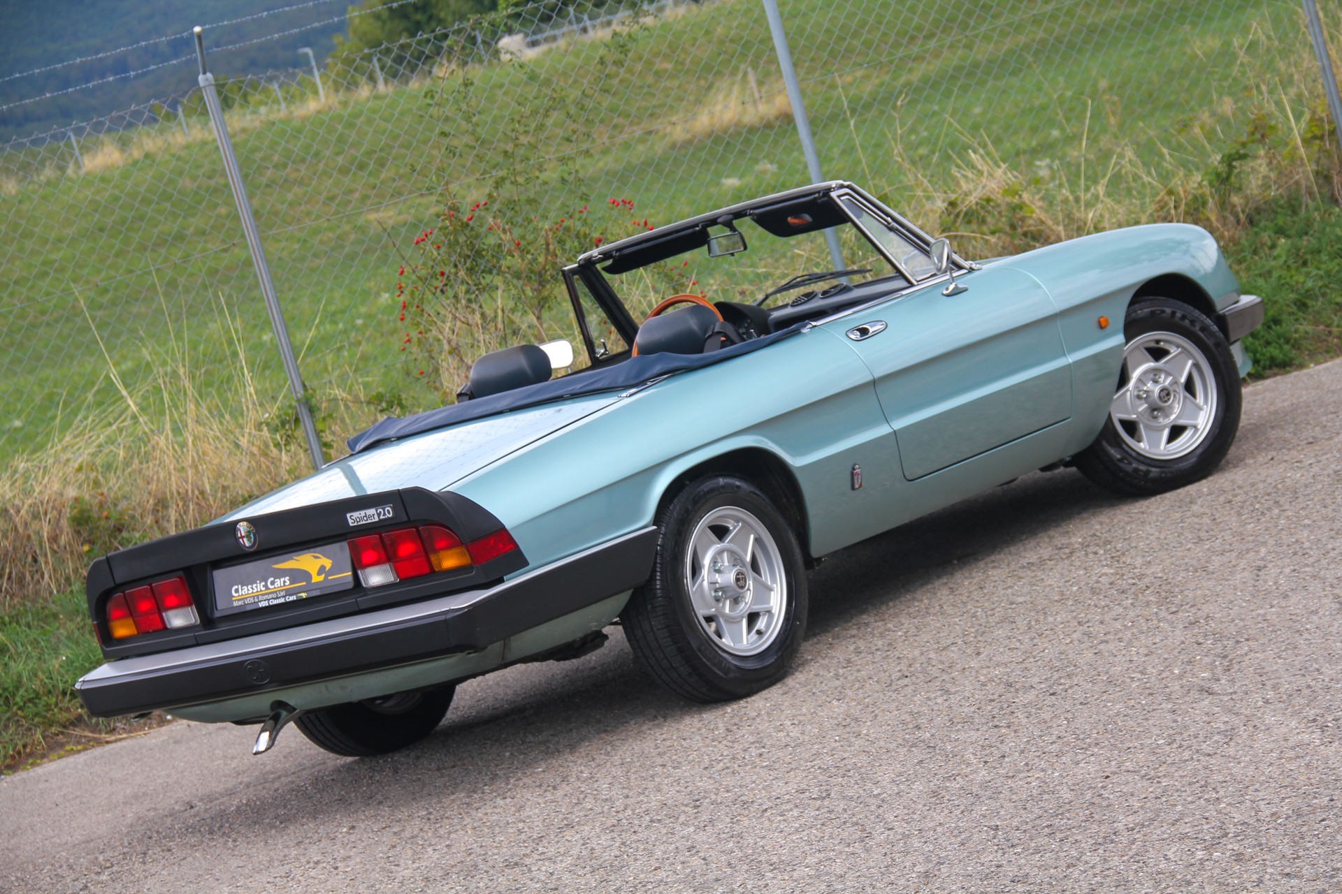 ALFA ROMEO Spider 2.0 (Veloce) ⭐⭐⭐⭐⭐-image-1