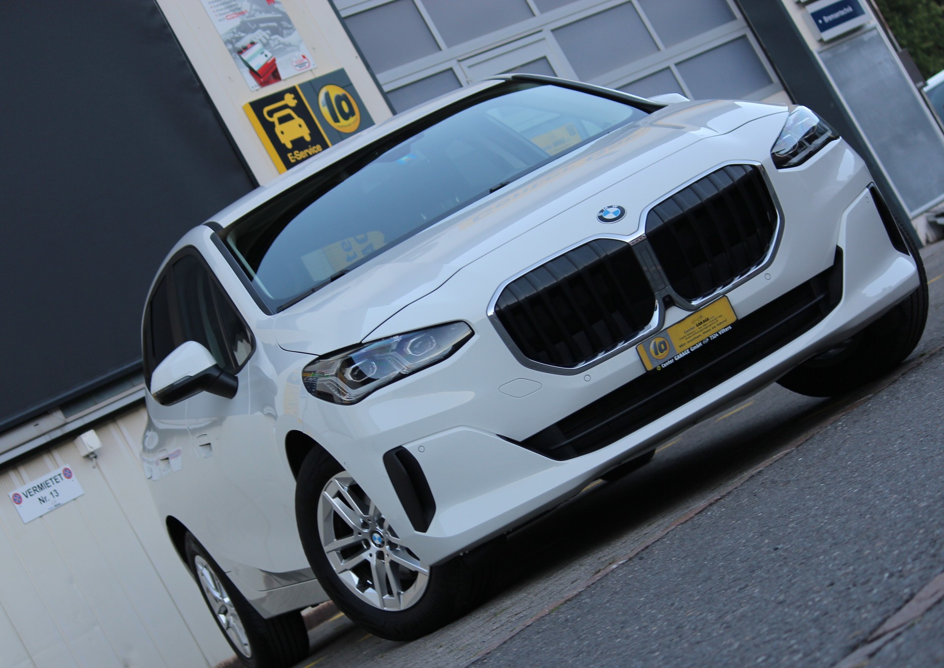 BMW 218d Active Tourer DKG-image-3
