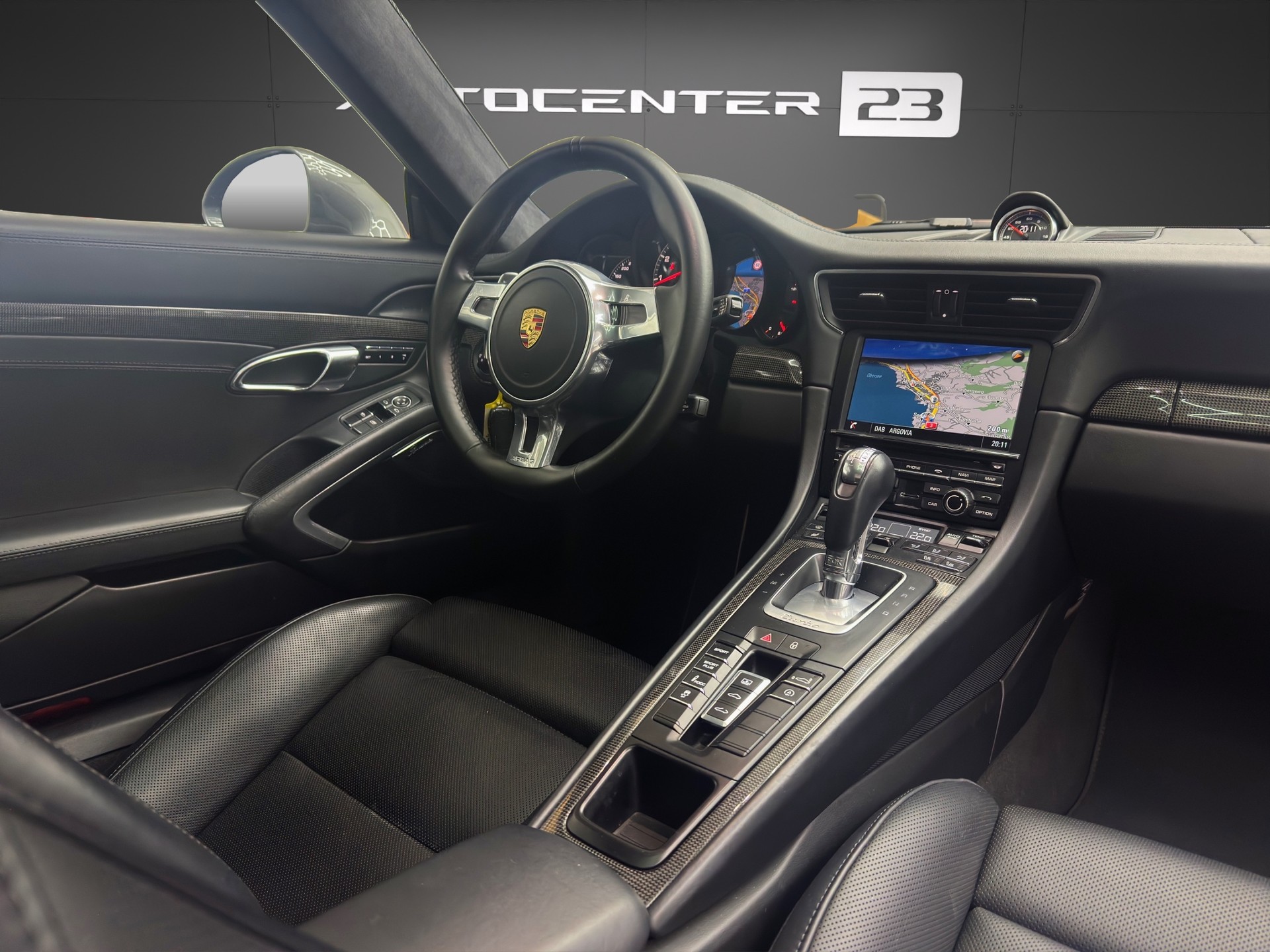 PORSCHE 911 Turbo S PDK-image-12
