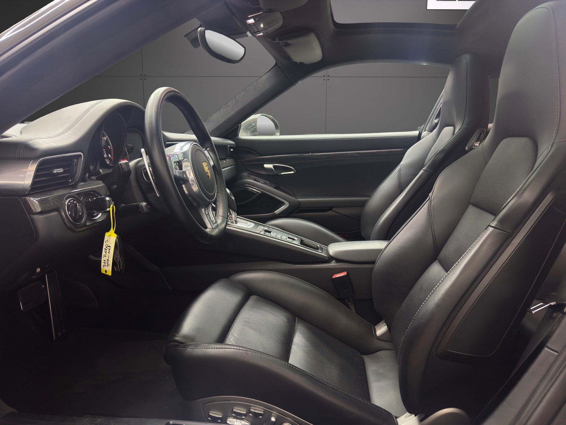 PORSCHE 911 Turbo S PDK-image-8