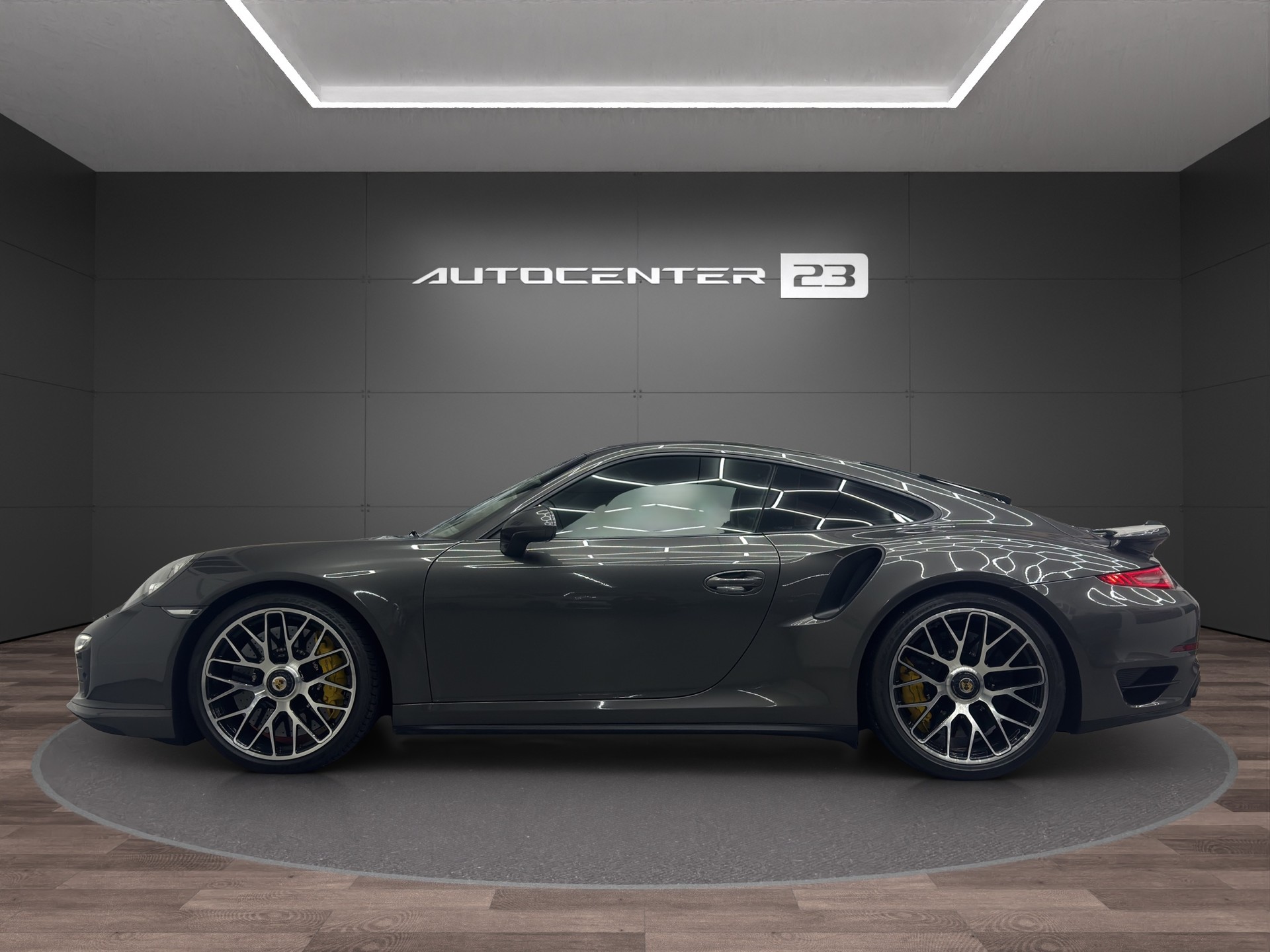 PORSCHE 911 Turbo S PDK-image-1