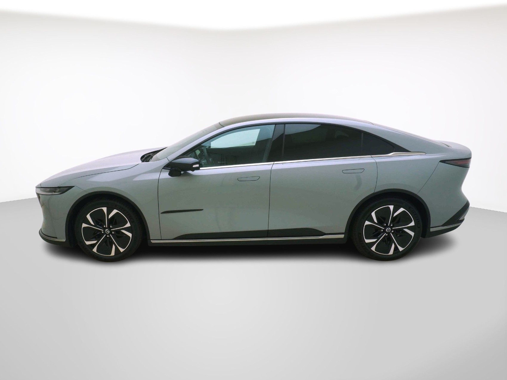 MAZDA 6e Takumi ⚡Schnellladezeit 10-80% in nur 24 Minuten⚡-image-1